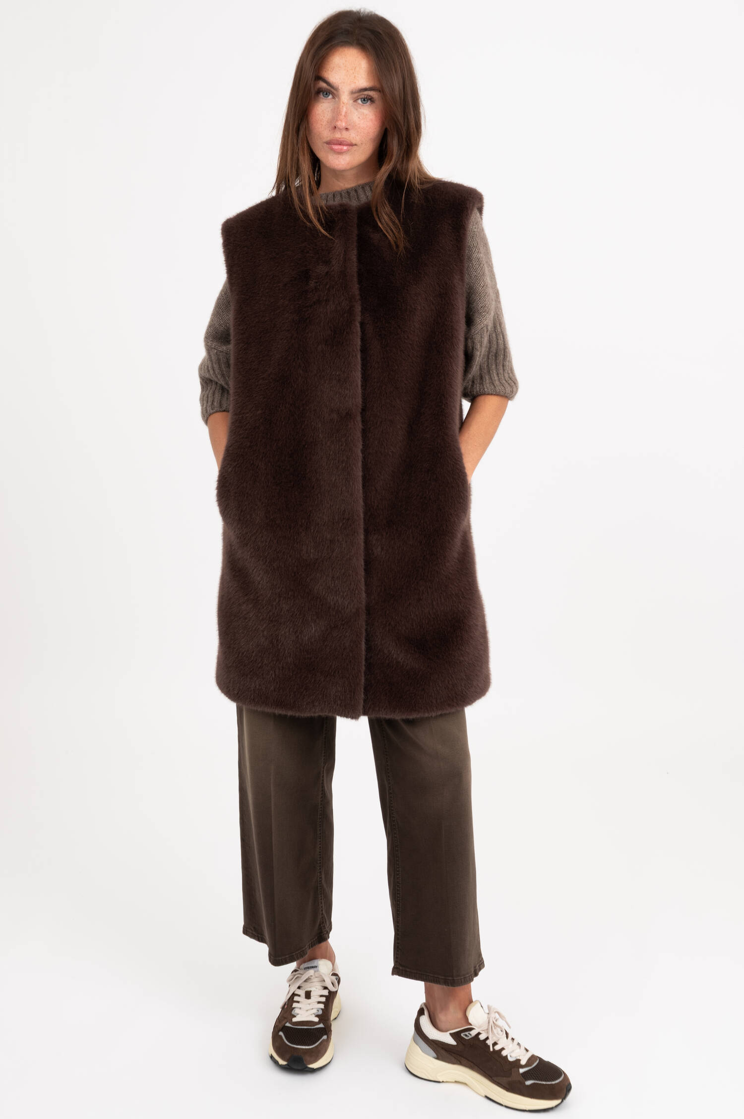Faux Fur Weste in Beige Faux Fur Weste in Beige