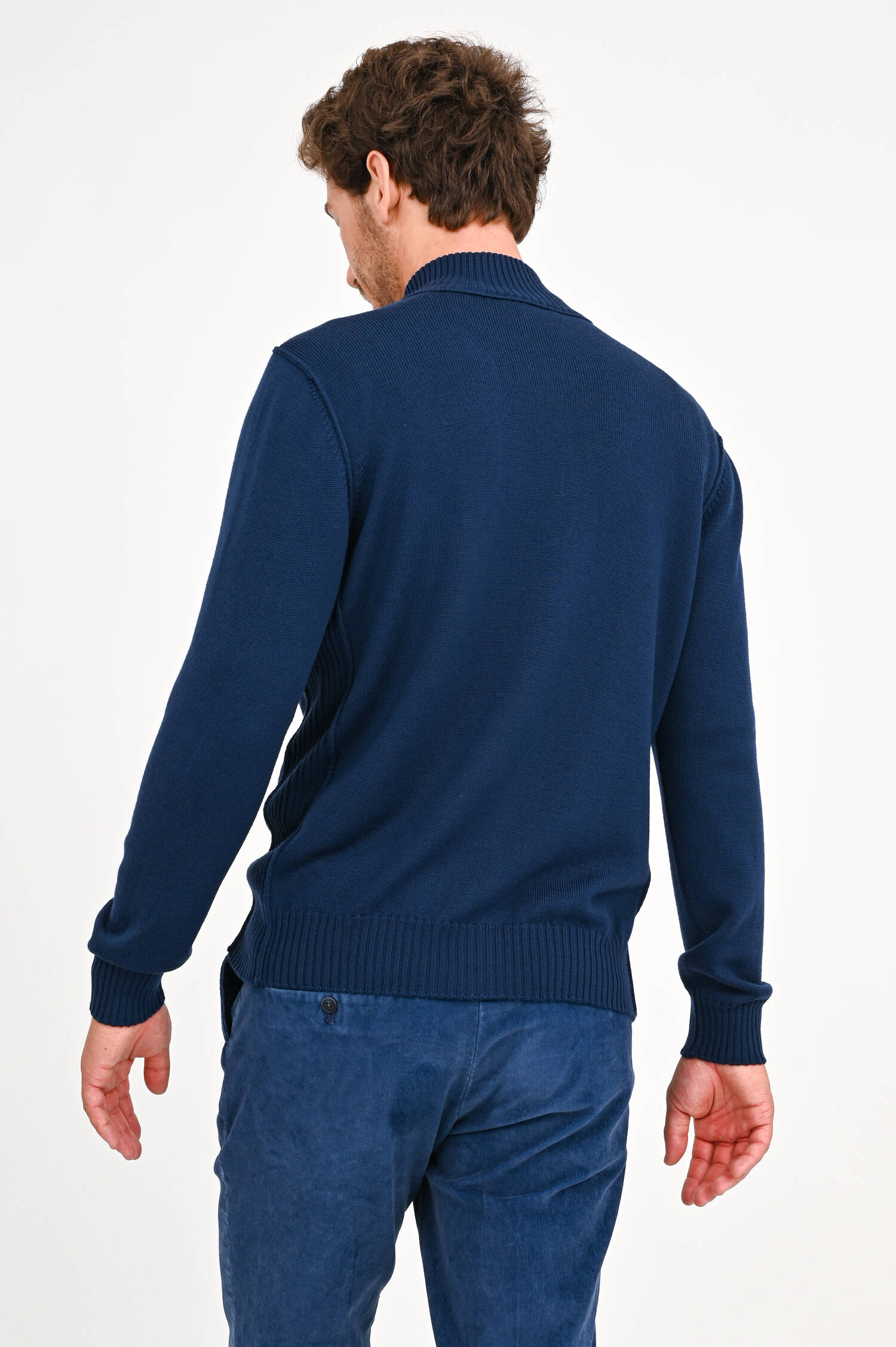 Strickjacke mit Rippstrickdetails in Dunkelblau Strickjacke mit Rippstrickdetails in Dunkelblau