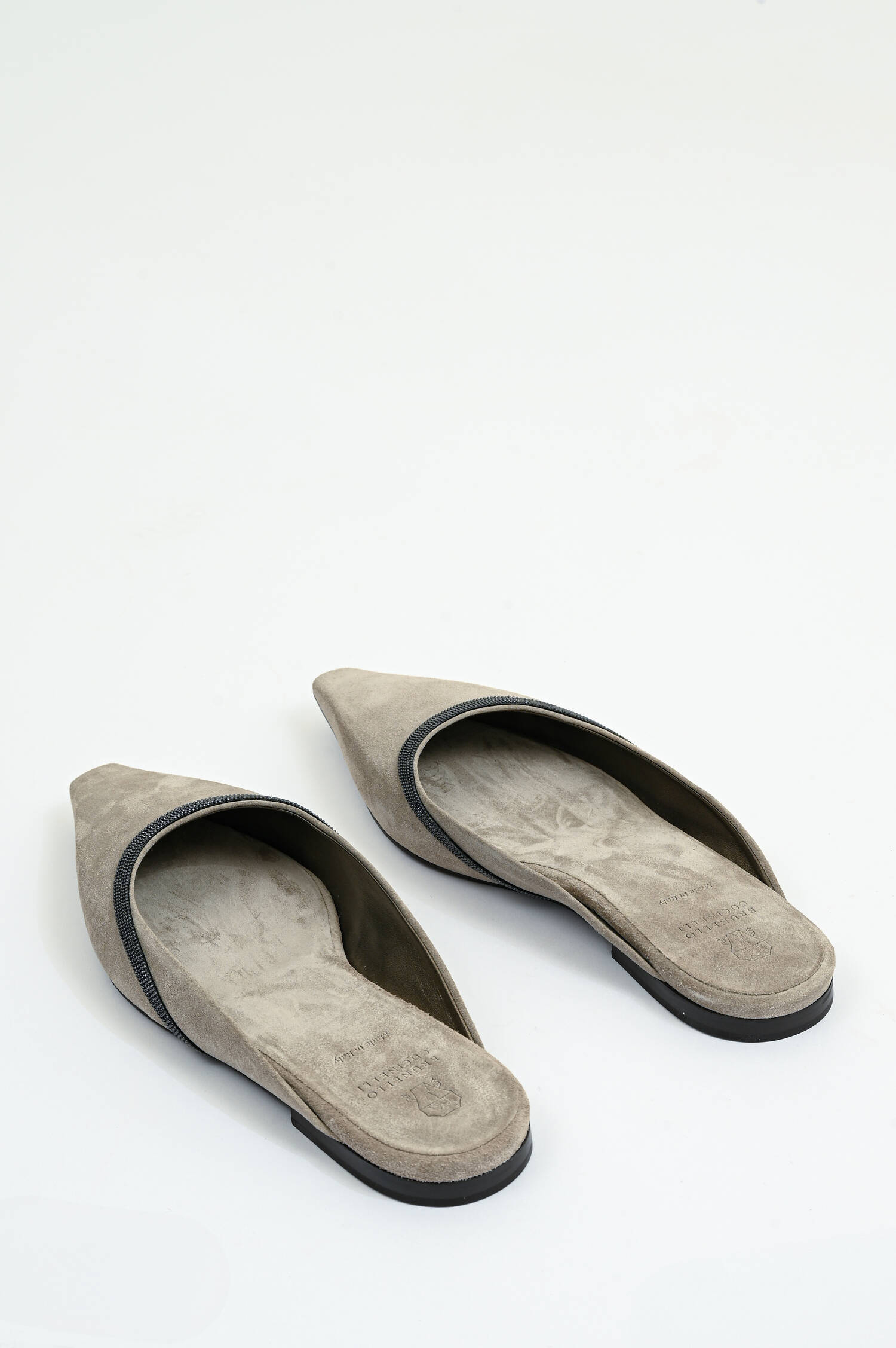 Mules aus Veloursleder in Hellgrau