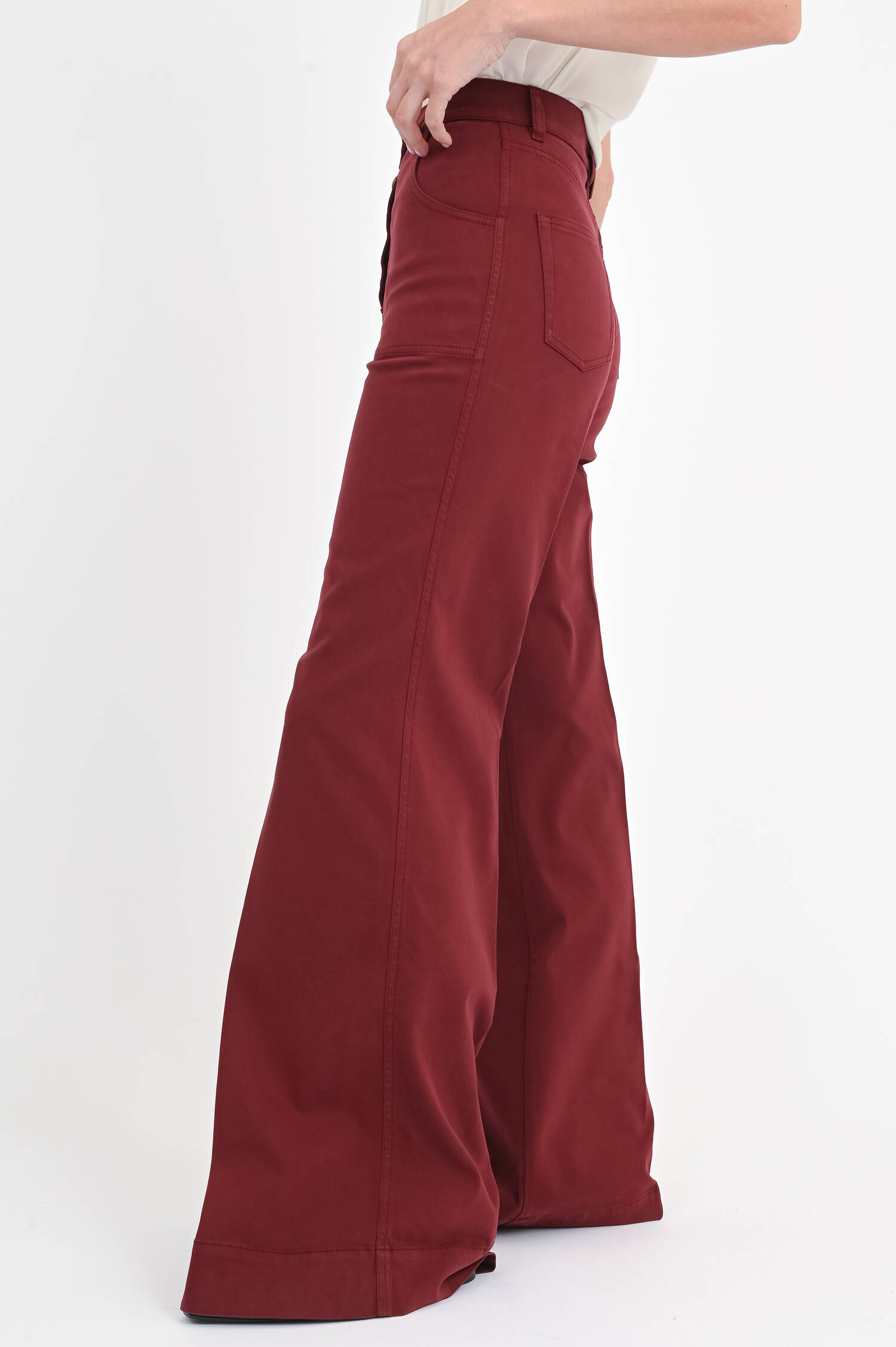 Hose mit Knopfleiste in Bordeaux