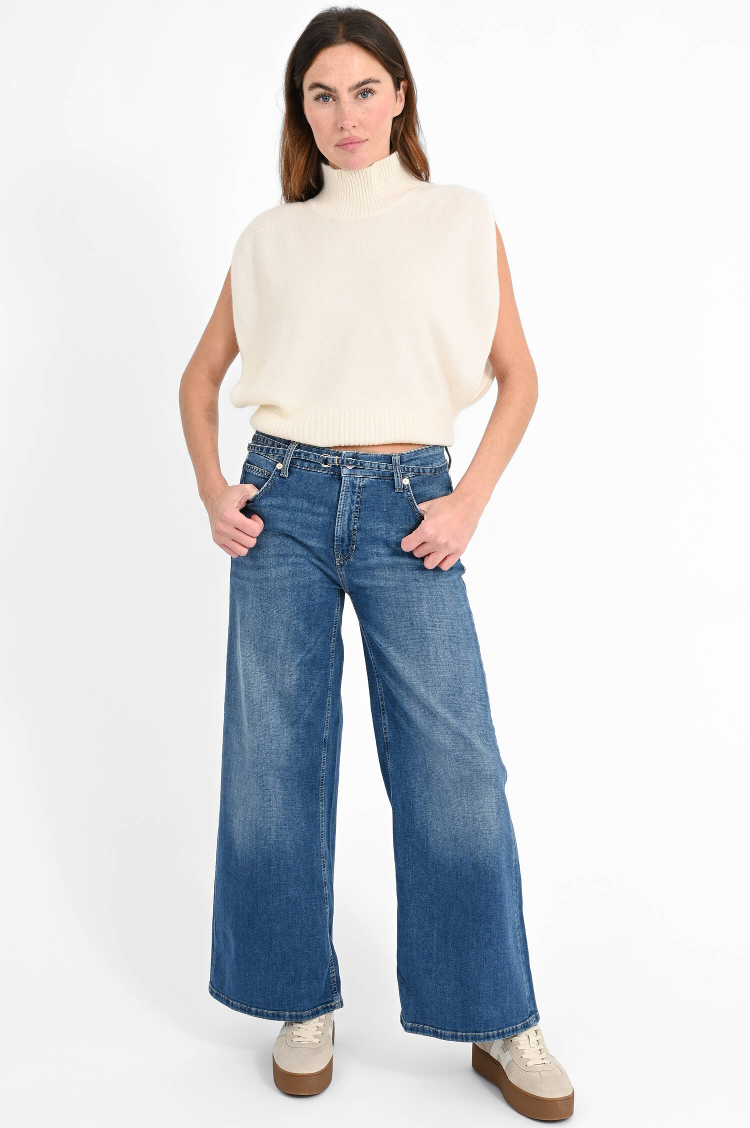 Wide-Leg-Jeans mit Gürtel in Used Blue