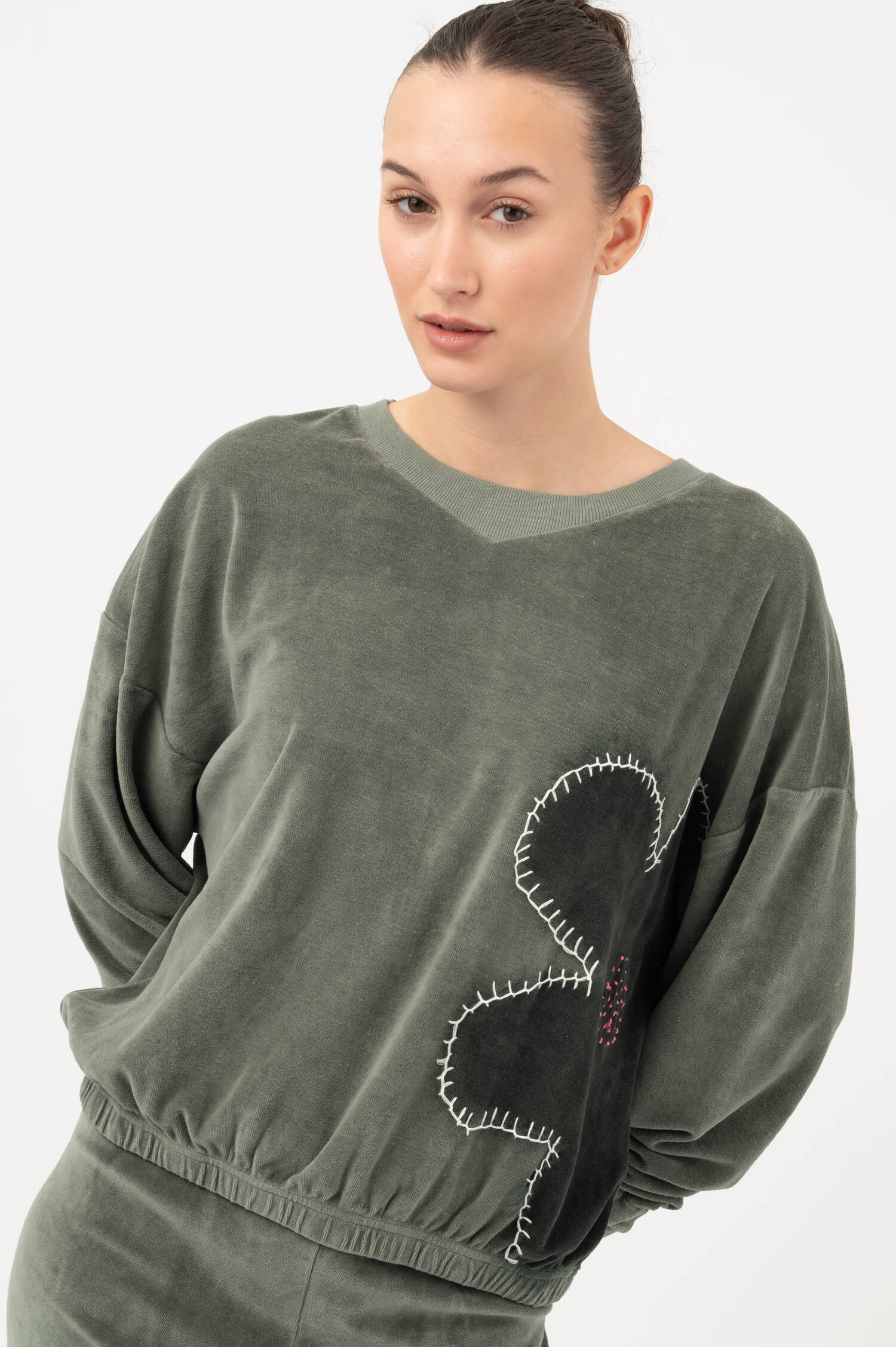 Sweater TOLI in Oliv