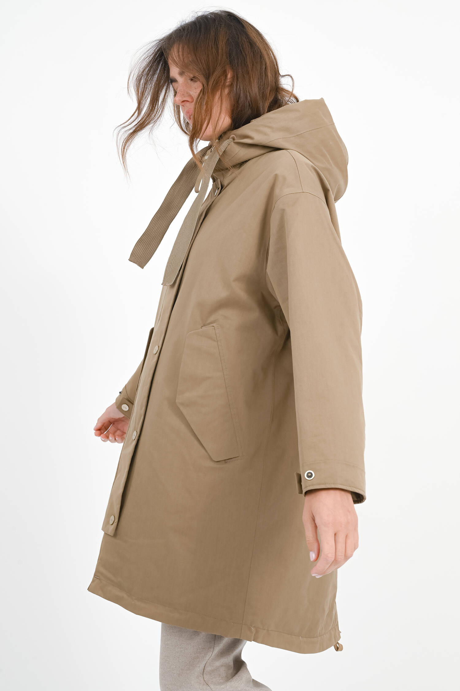 Jacke META mit Kapuze in Dark Sand Jacke META mit Kapuze in Dark Sand