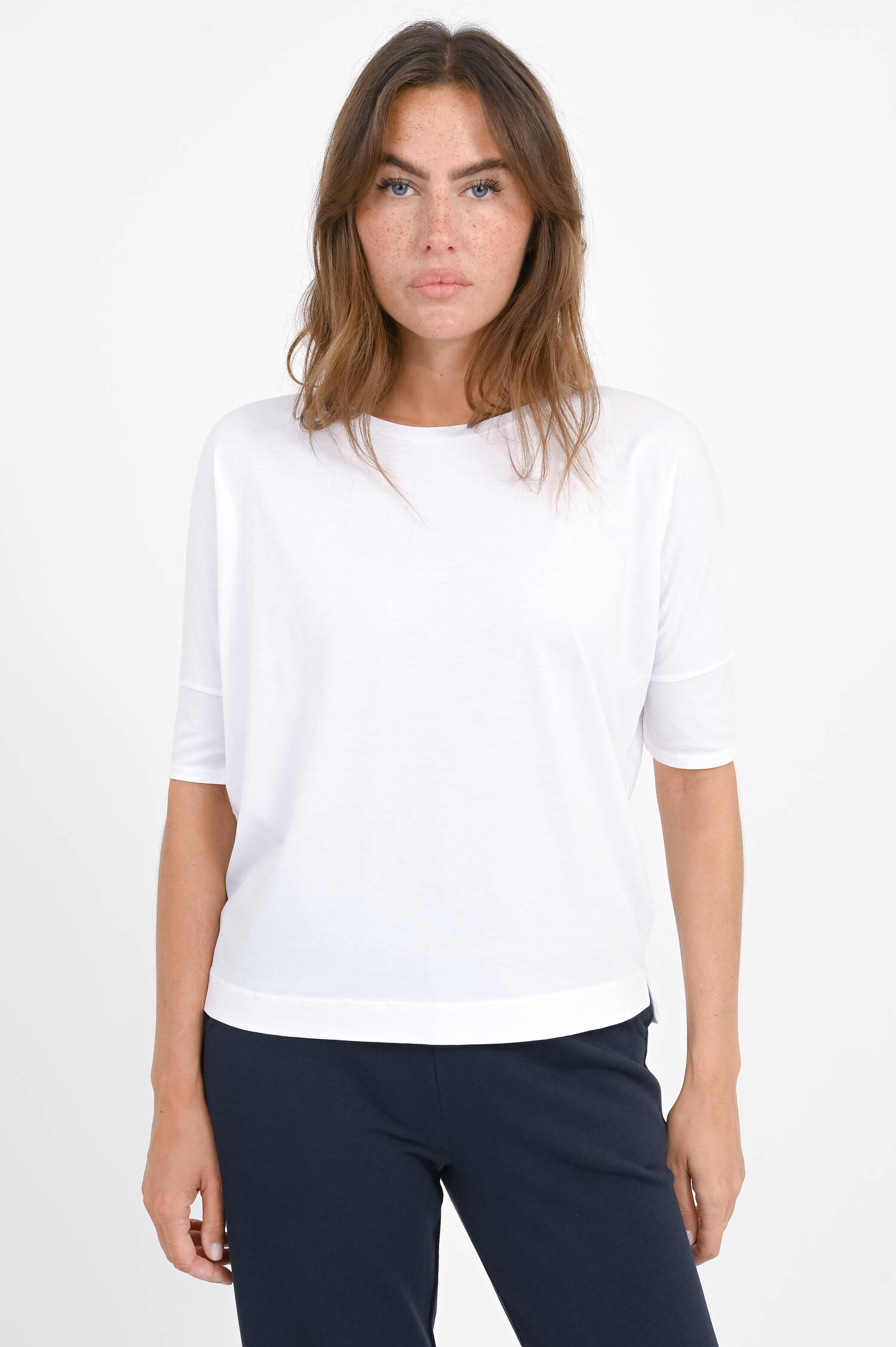 Rundhals-Shirt DAISY in Weiß Rundhals-Shirt DAISY in Weiß