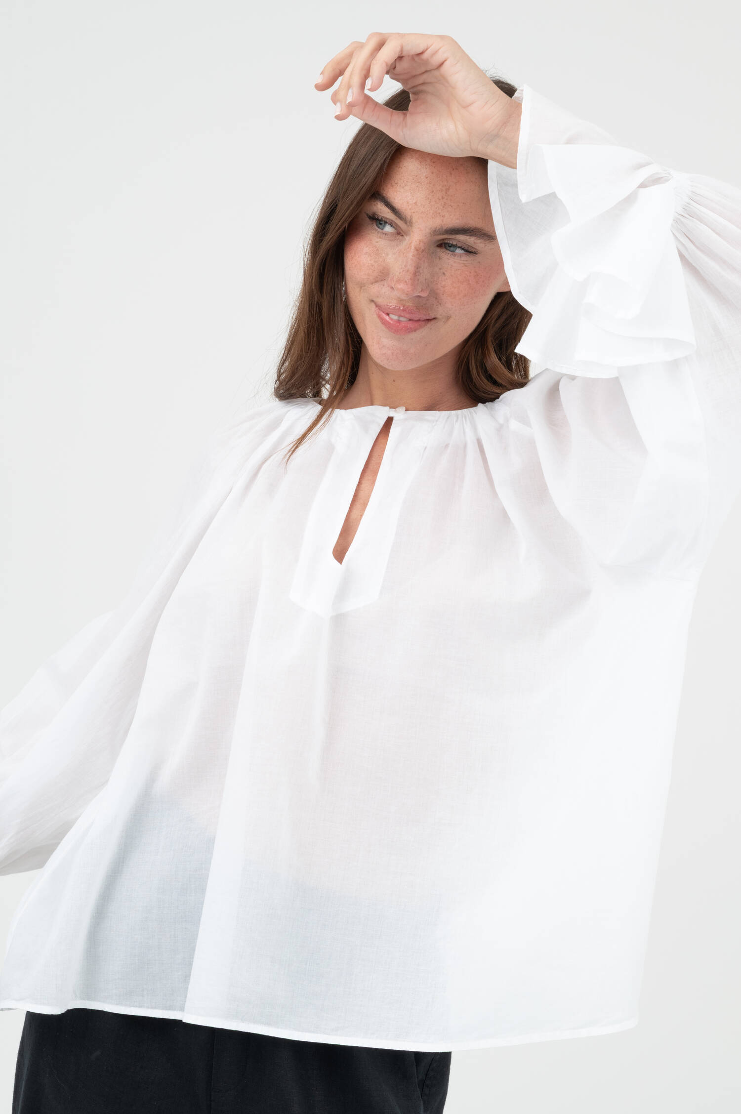 Bluse CARMEN in Weiß