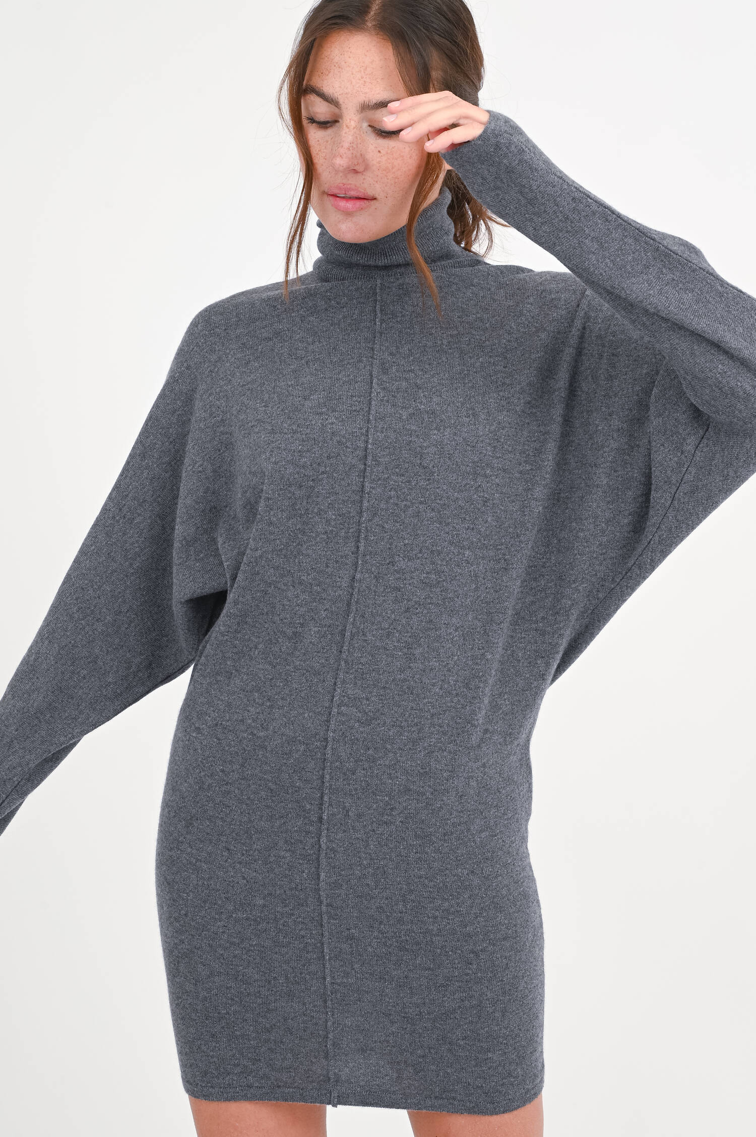 Rollkragen-Kleid ELLIONORA in Graphite Rollkragen-Kleid ELLIONORA in Graphite