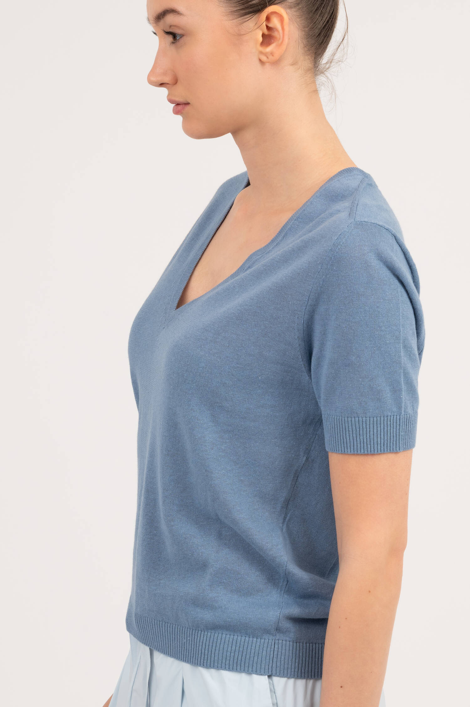 Feinstrick T-Shirt aus Leinenmix in Stoneblau