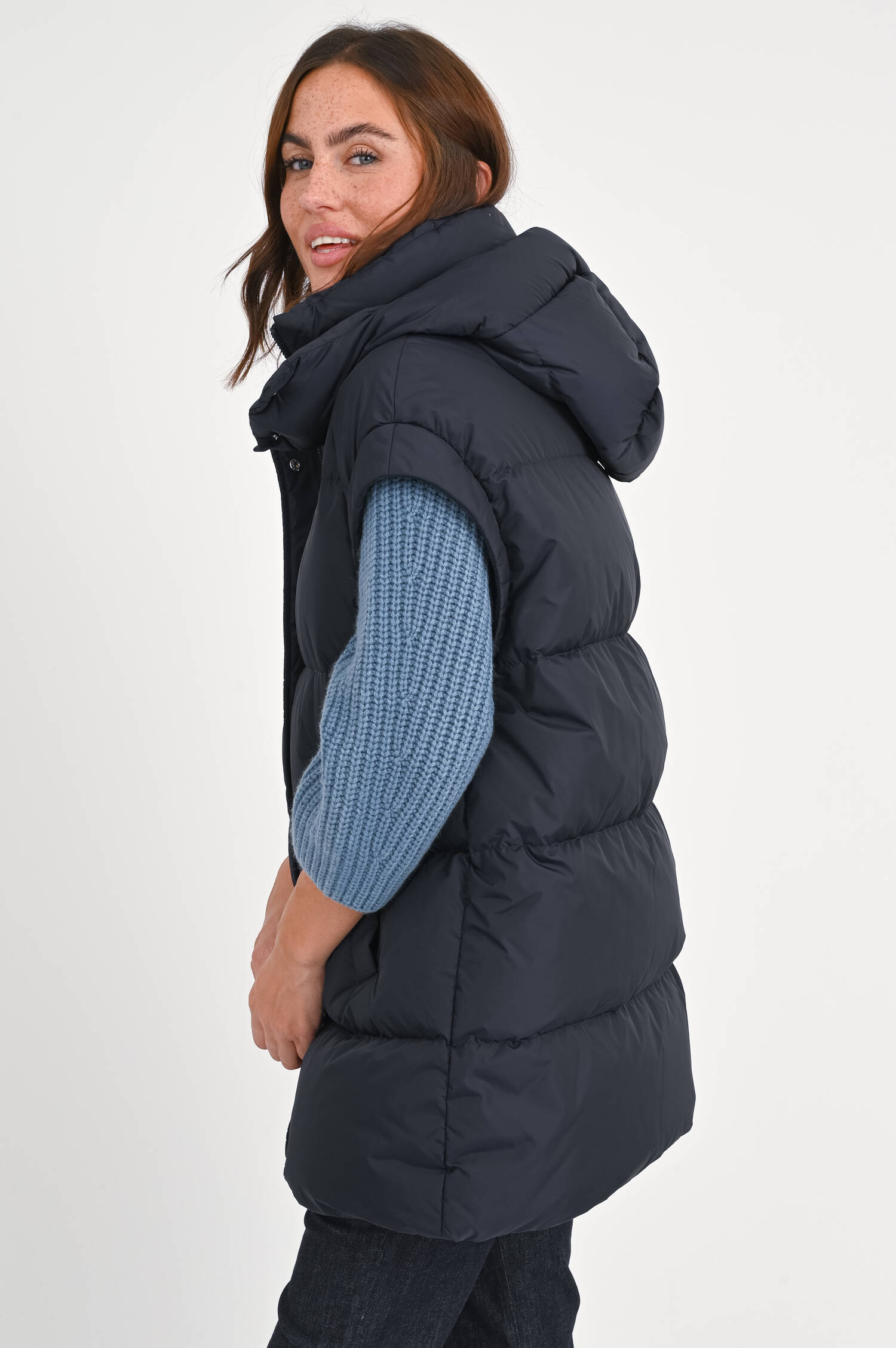 Hybrid Steppmantel / Gilet in Midnight Hybrid Steppmantel / Gilet in Midnight