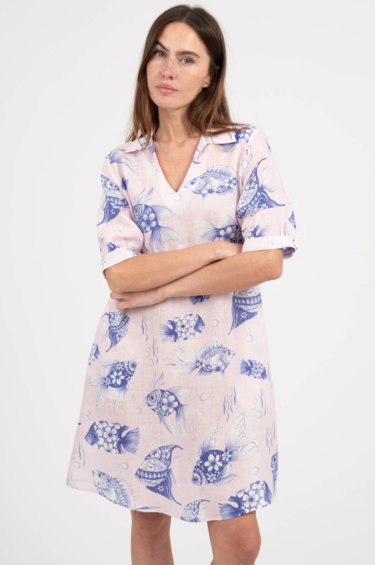 Leinenkleid mit Fisch-Print in Rosa