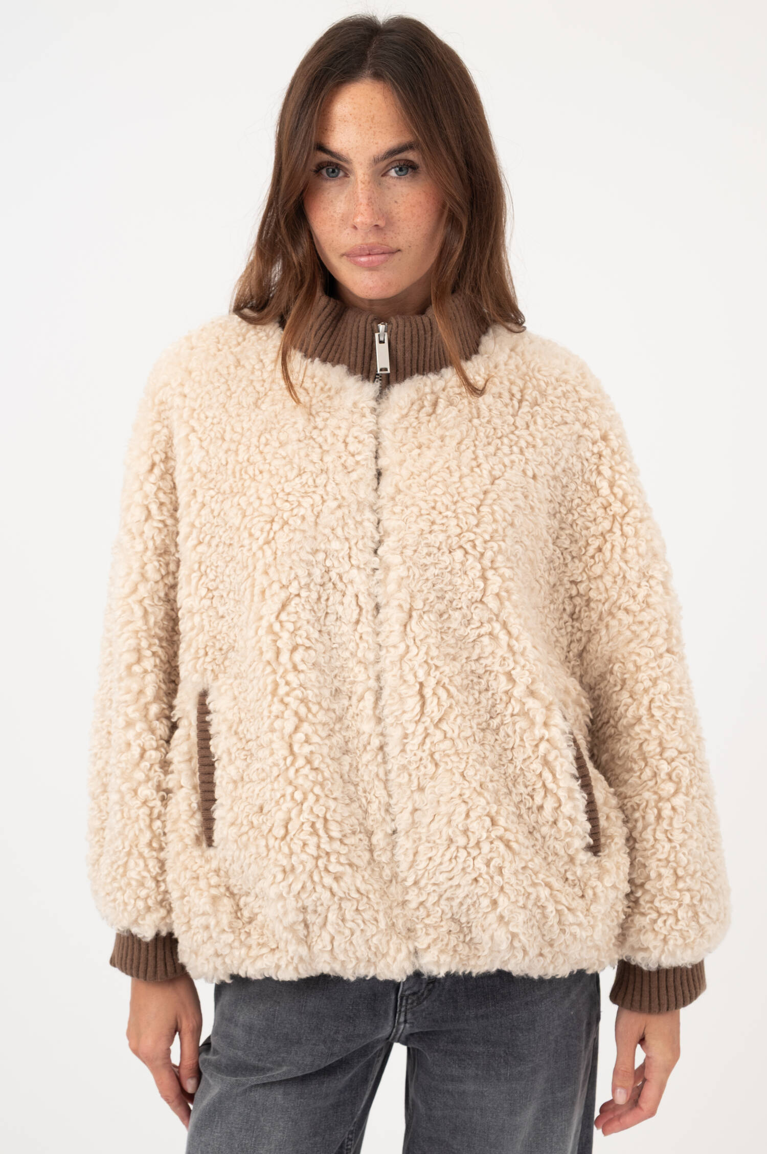 Teddy-Bomberjacke in Beige/Braun Teddy-Bomberjacke in Beige/Braun