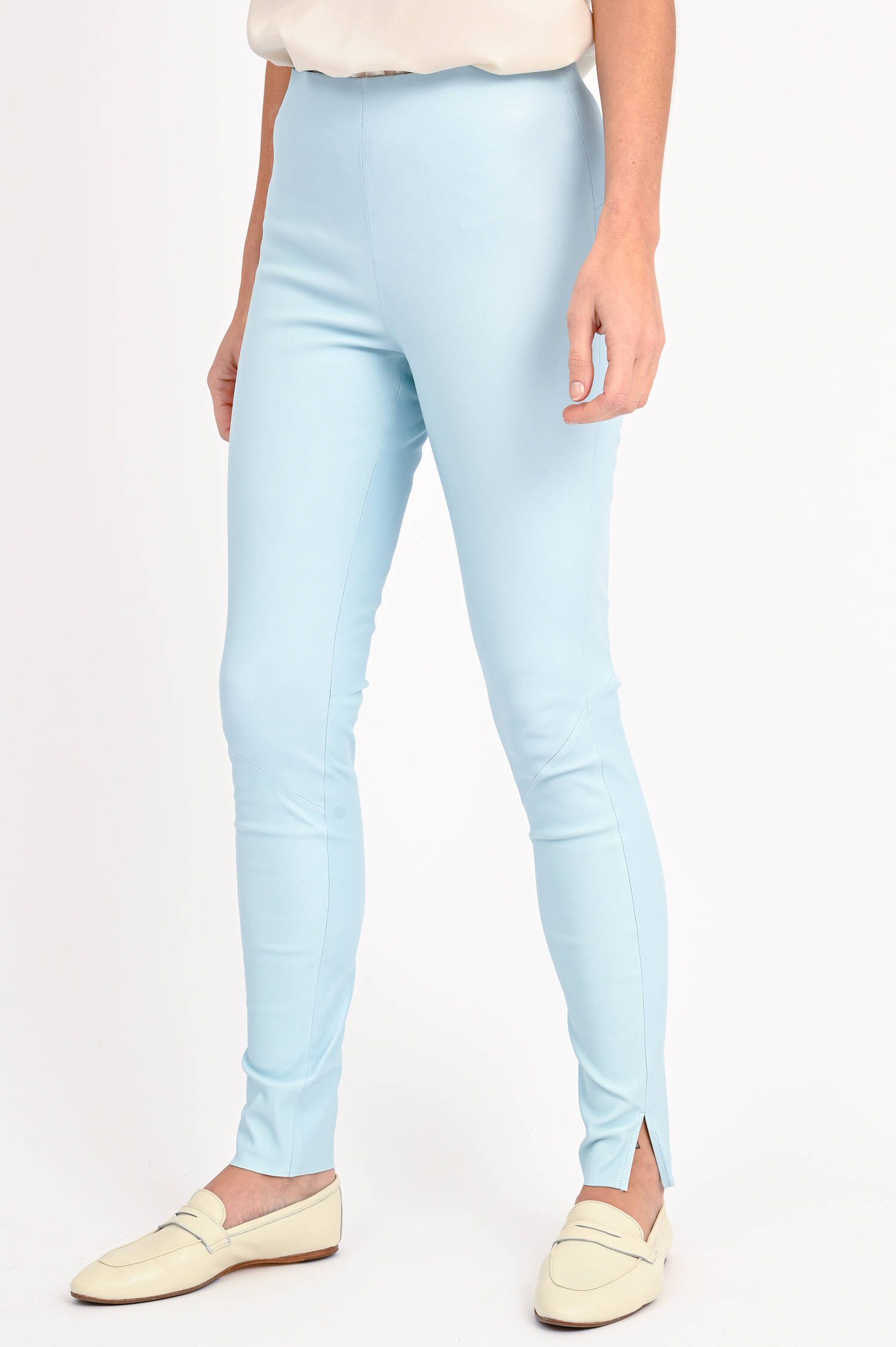 Slim Fit Hose aus Nappaleder in Hellblau