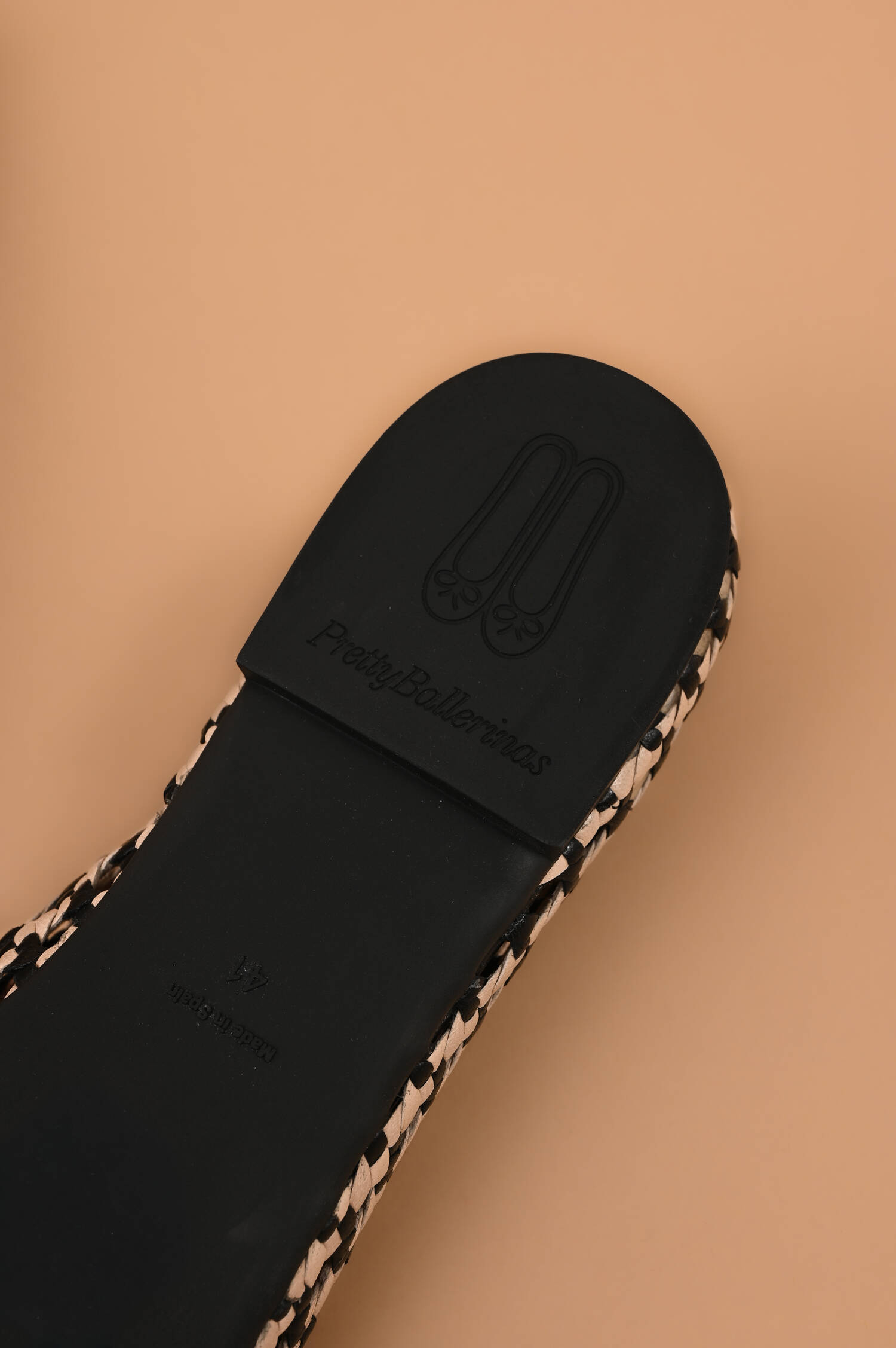 Ballerina mit Schachbrettoptik in Schwarz/Beige