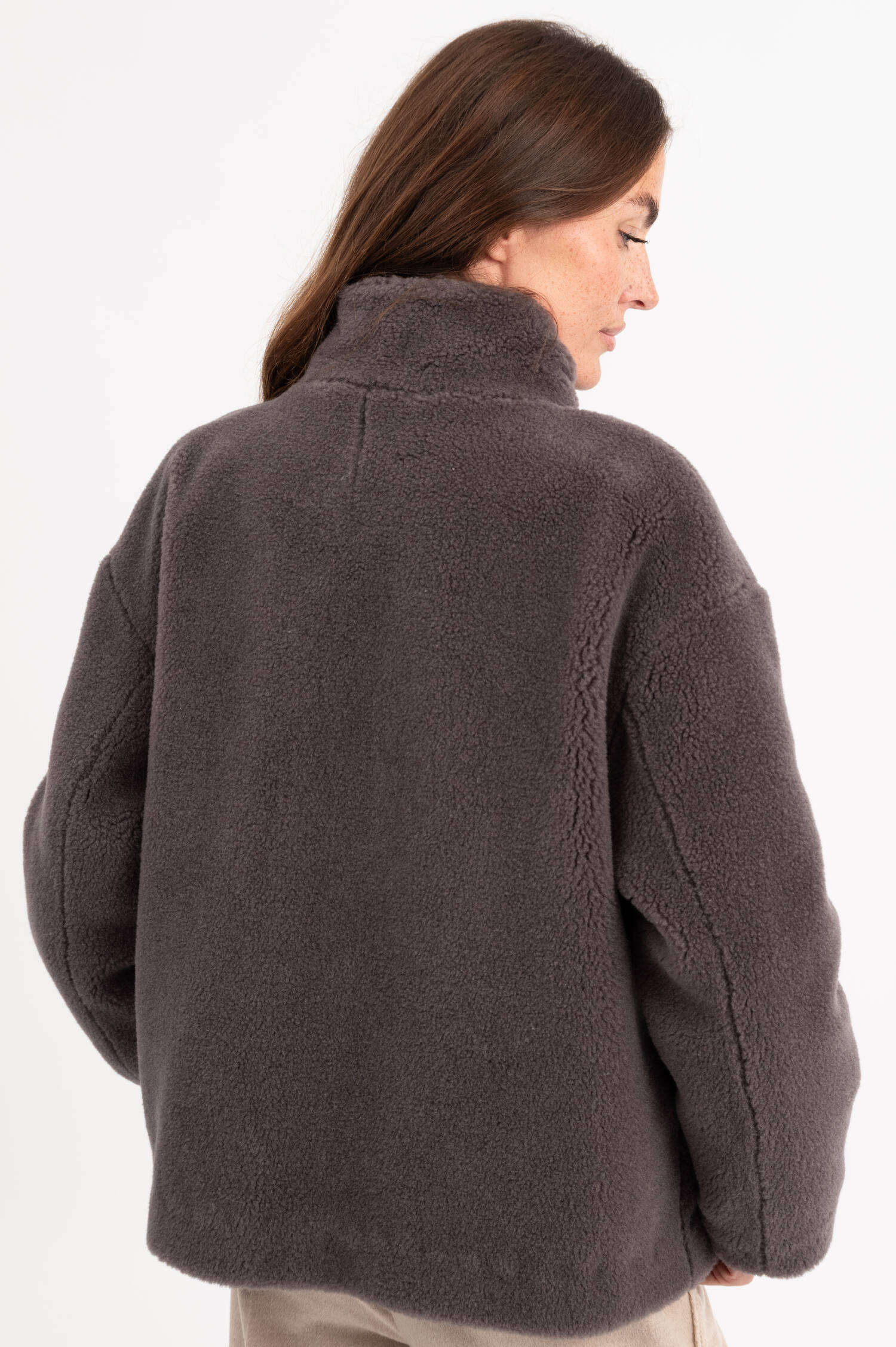 Teddyjacke in Grau Teddyjacke in Grau