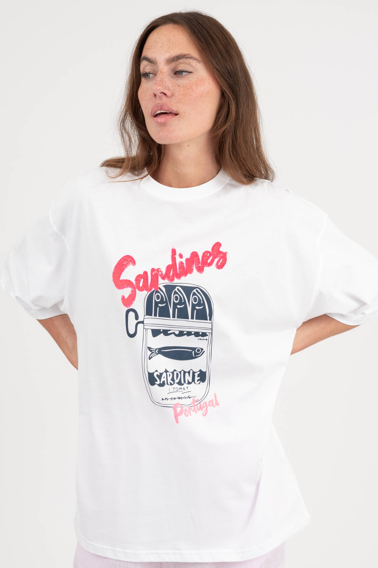 T-Shirt mit Pailetten in Weiß/Pink