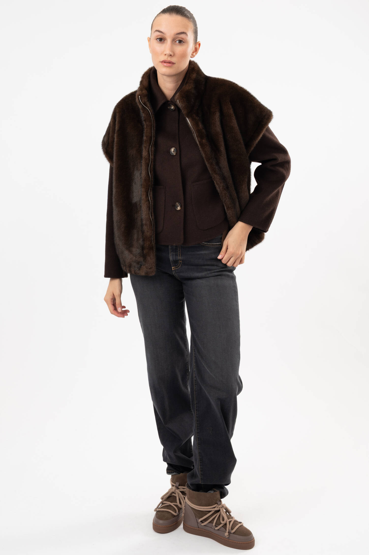 Faux-Fur-Gilet in Braun
