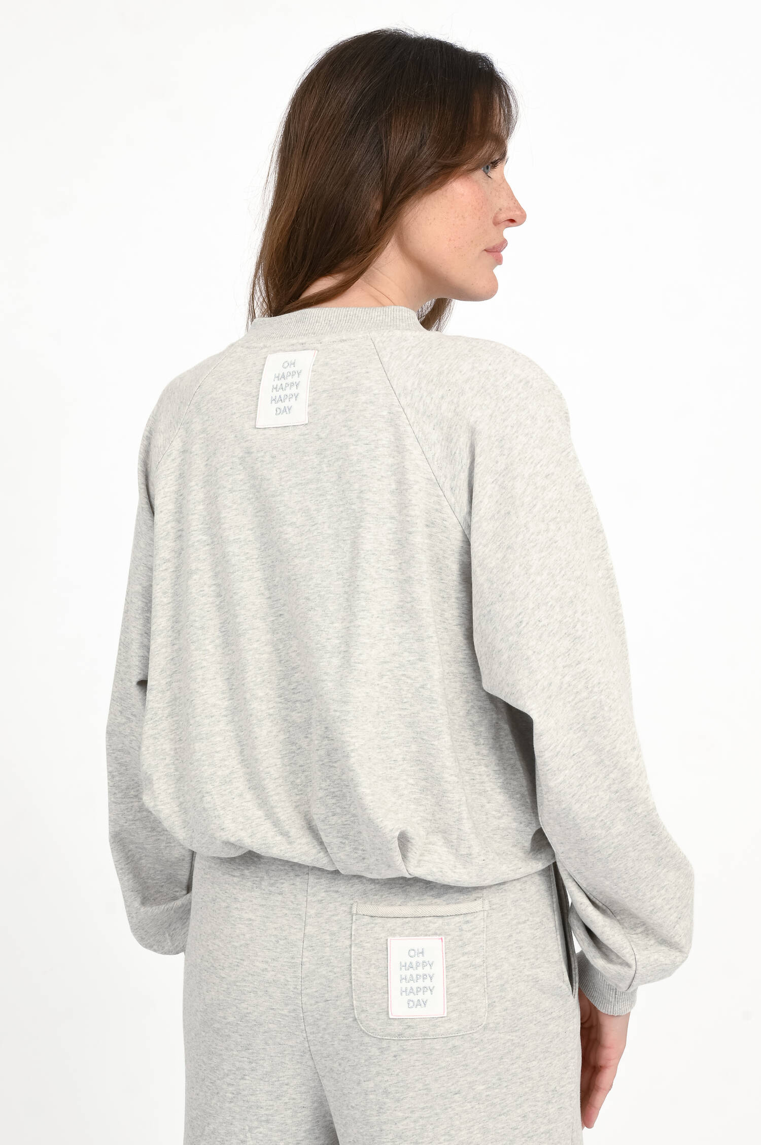 Sweater-Jacke mit Aufnäher in Grau meliert