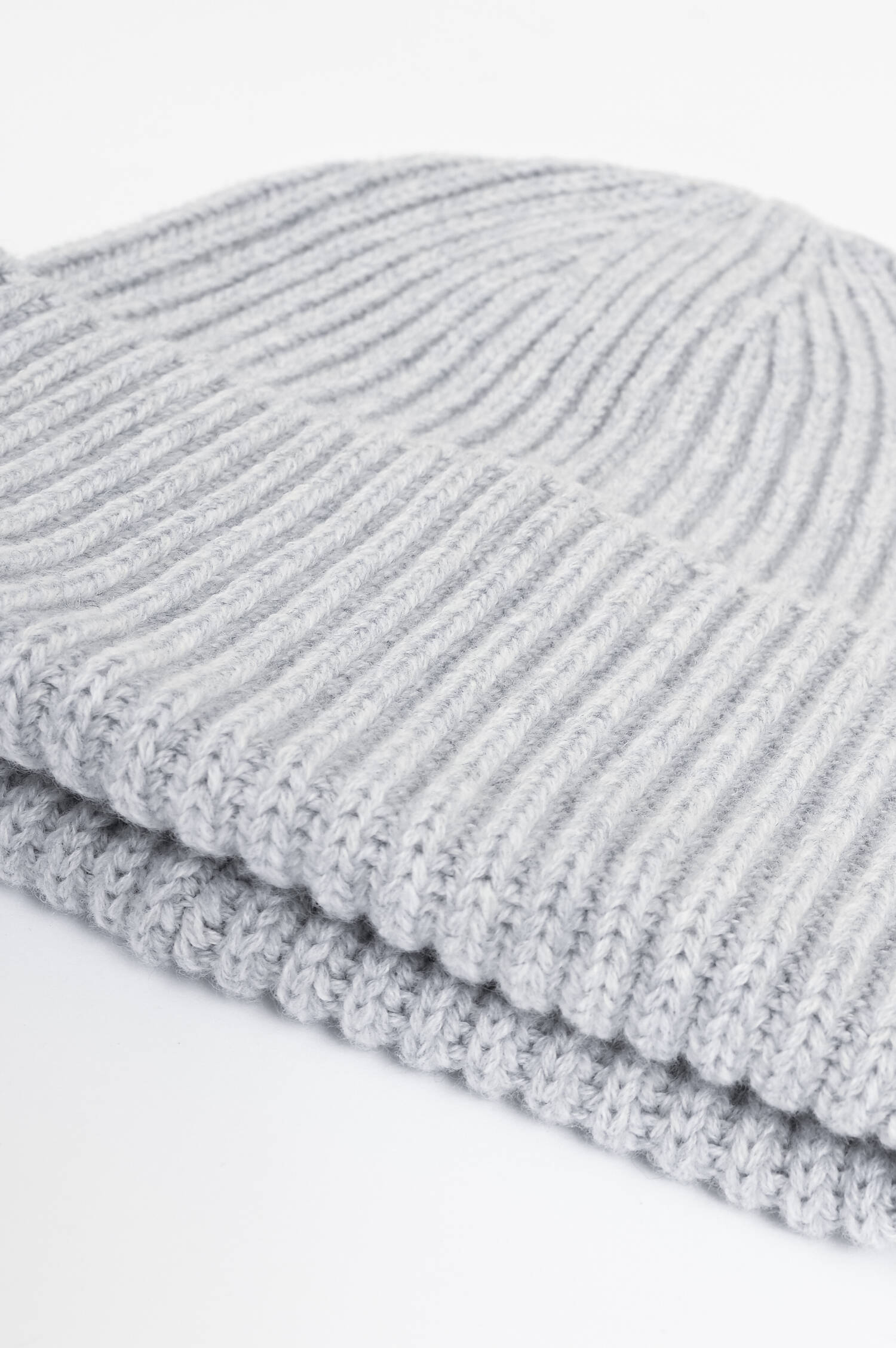 Mütze aus Cashmere in Hellgrau Mütze aus Cashmere in Hellgrau