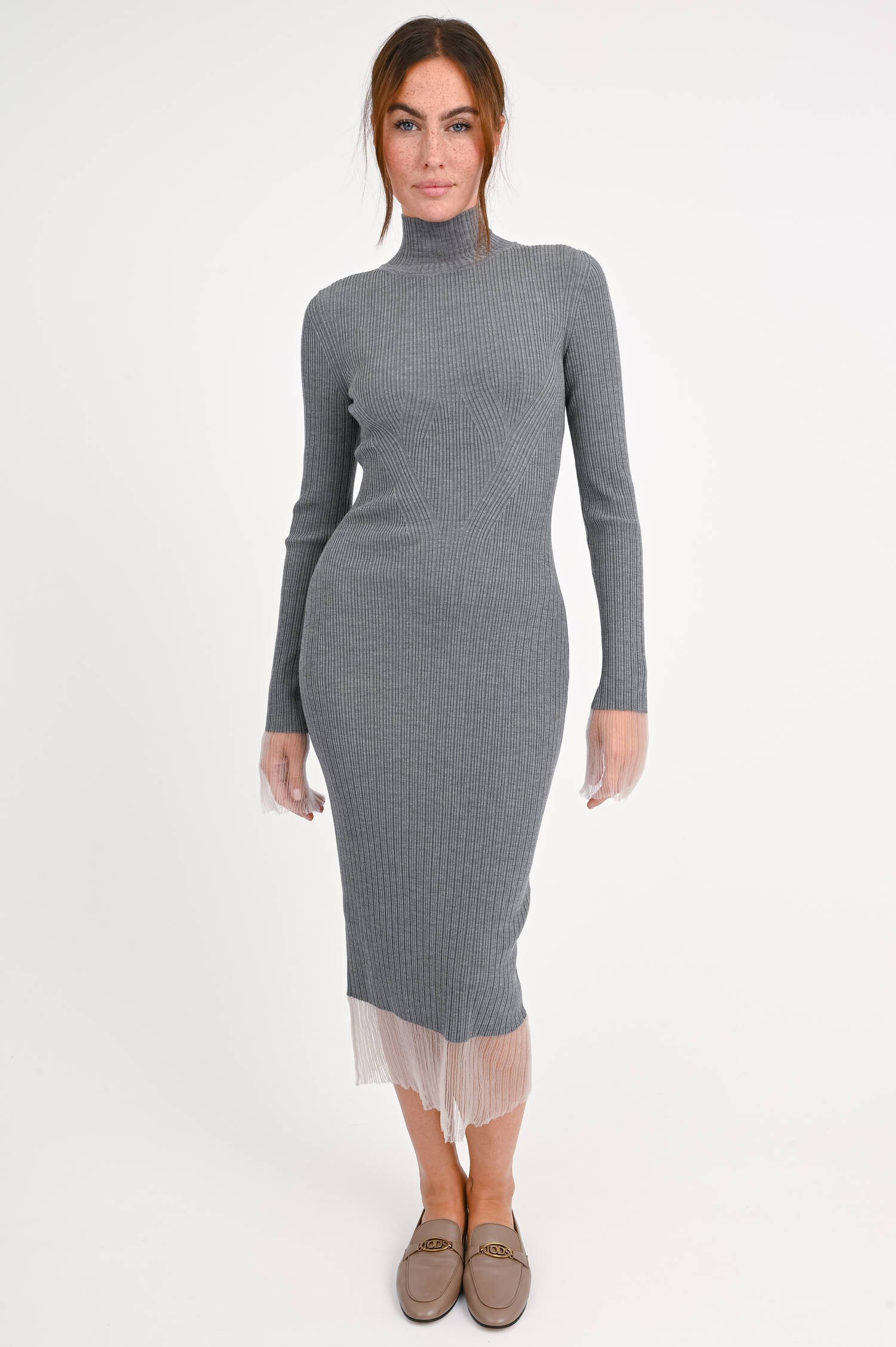 Strickkleid mit Transparent-Details in Mittelgrau