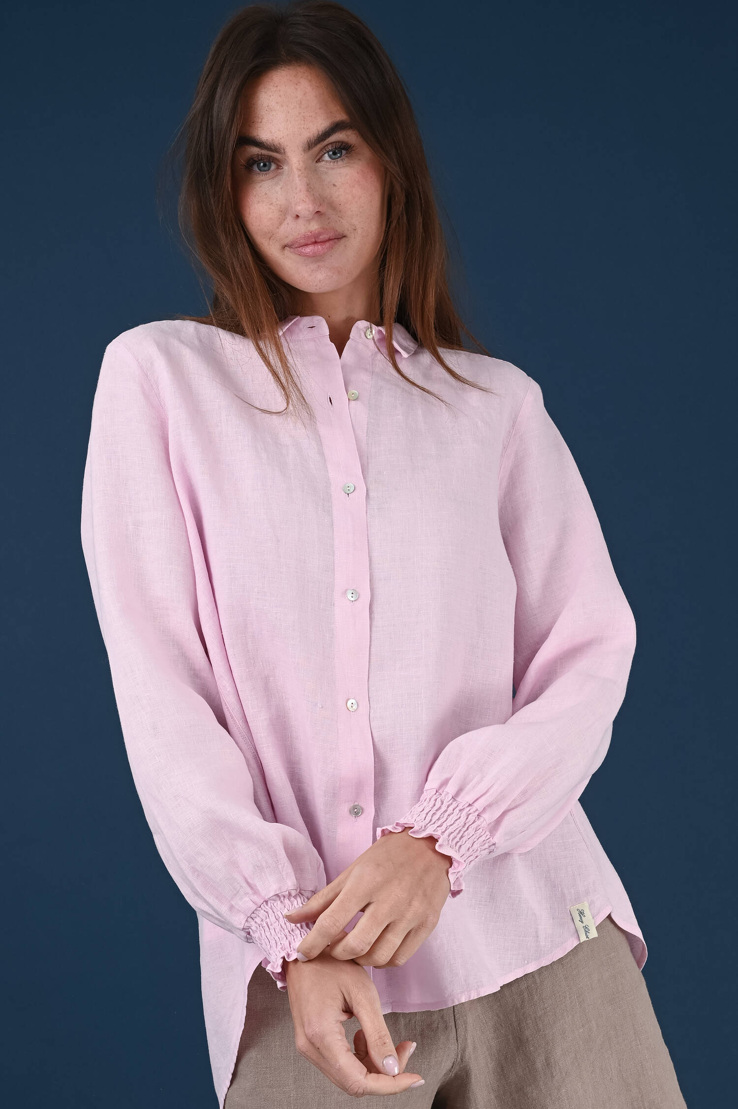 Leinenbluse mit Smockbündchen in Ballettrosa