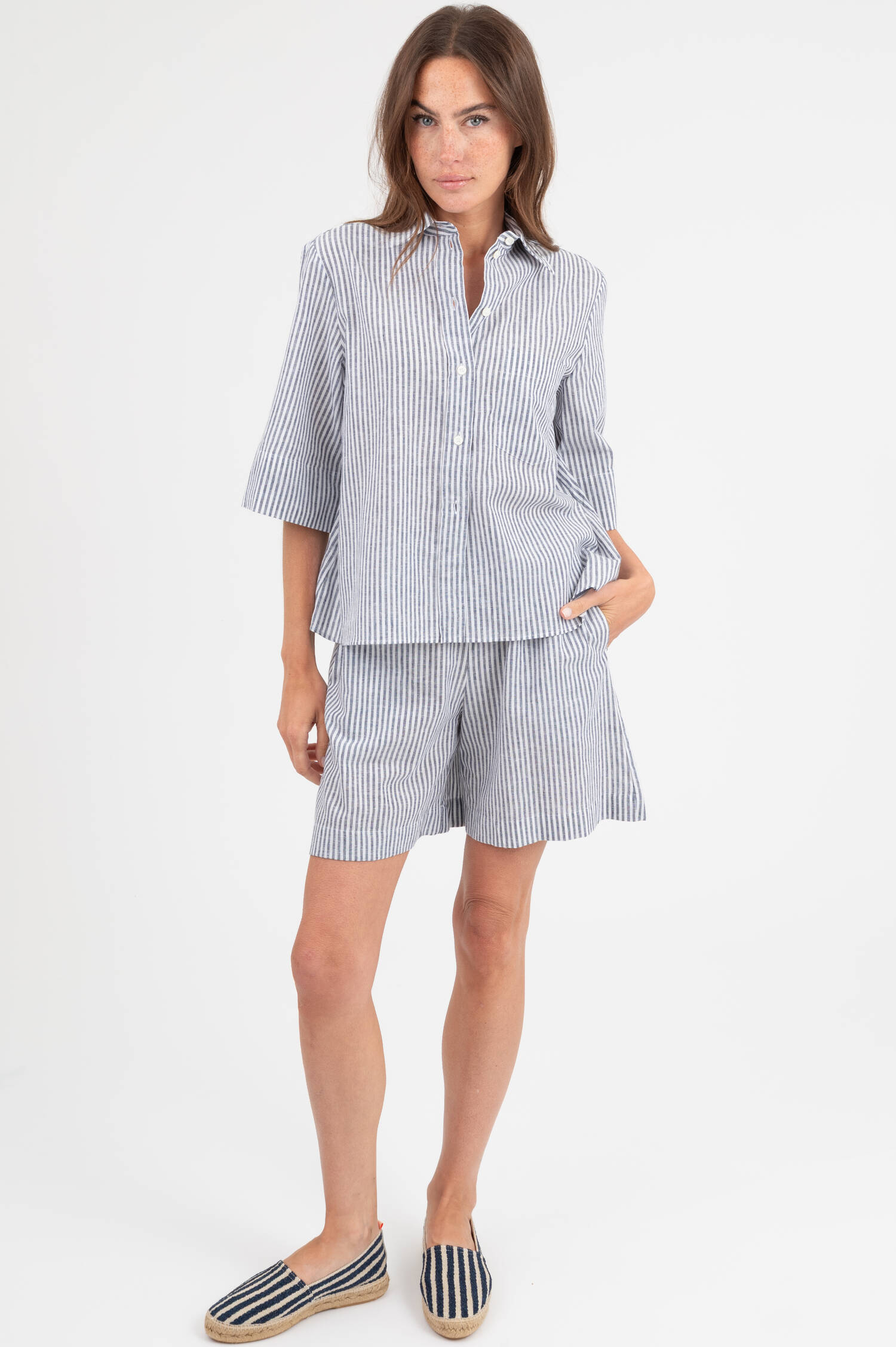 Leinenbluse in Blau/Weiß gestreift Leinenbluse in Blau/Weiß gestreift