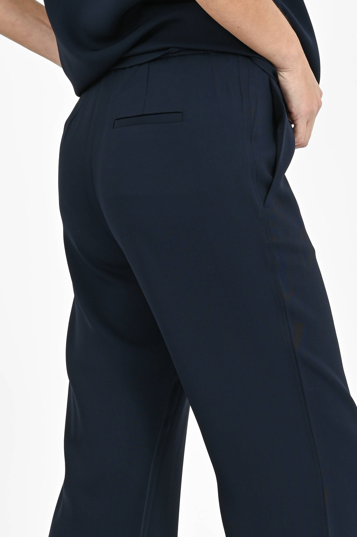 Wide-Leg-Hose aus Viskose in Midnight Wide-Leg-Hose aus Viskose in Midnight