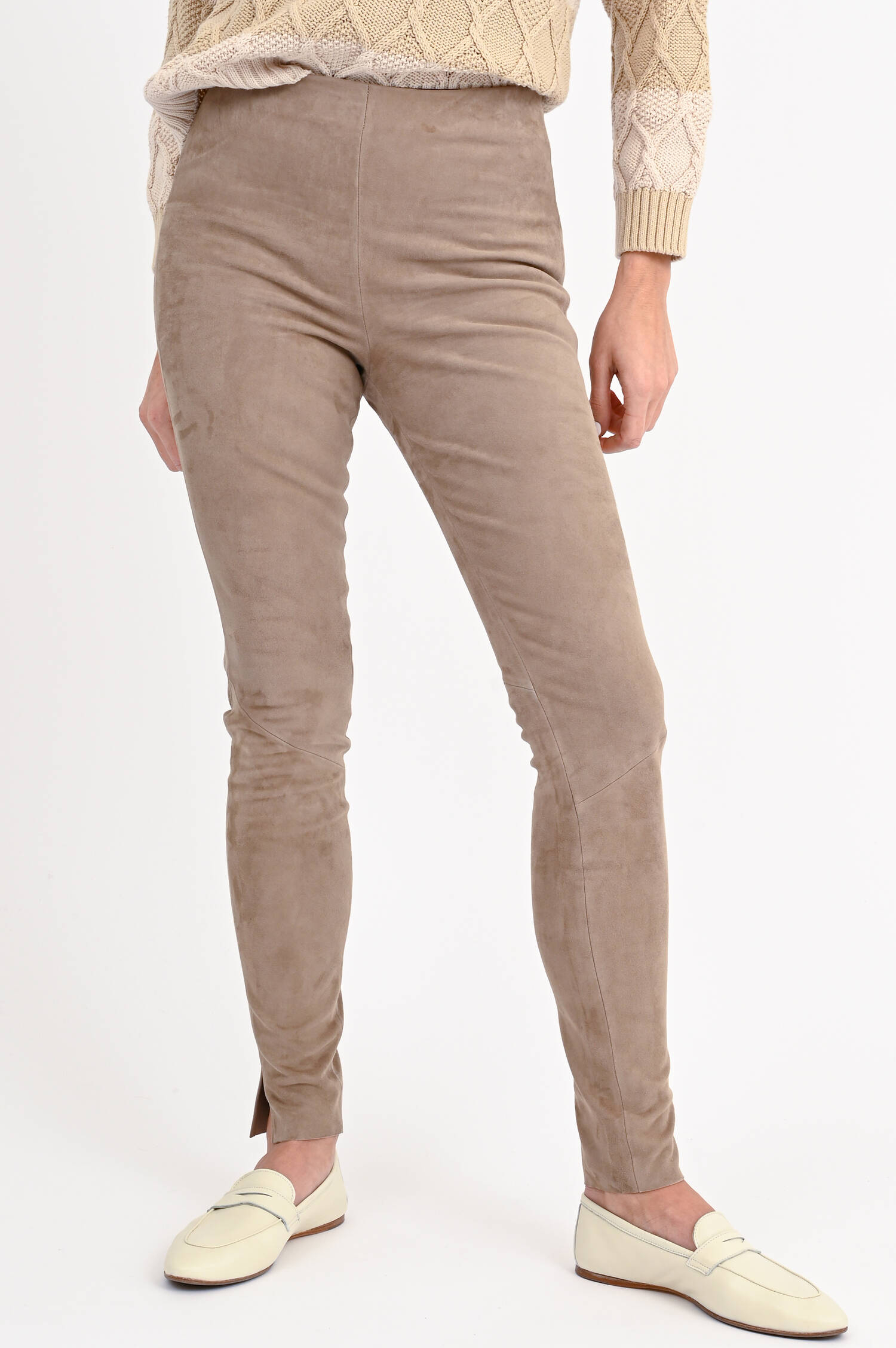 Slim Fit Velourslederhose in Taupe Slim Fit Velourslederhose in Taupe