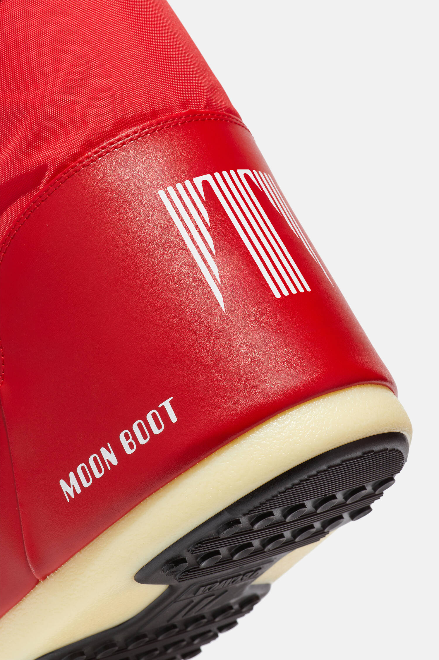 Moon Boot ICON in Rot