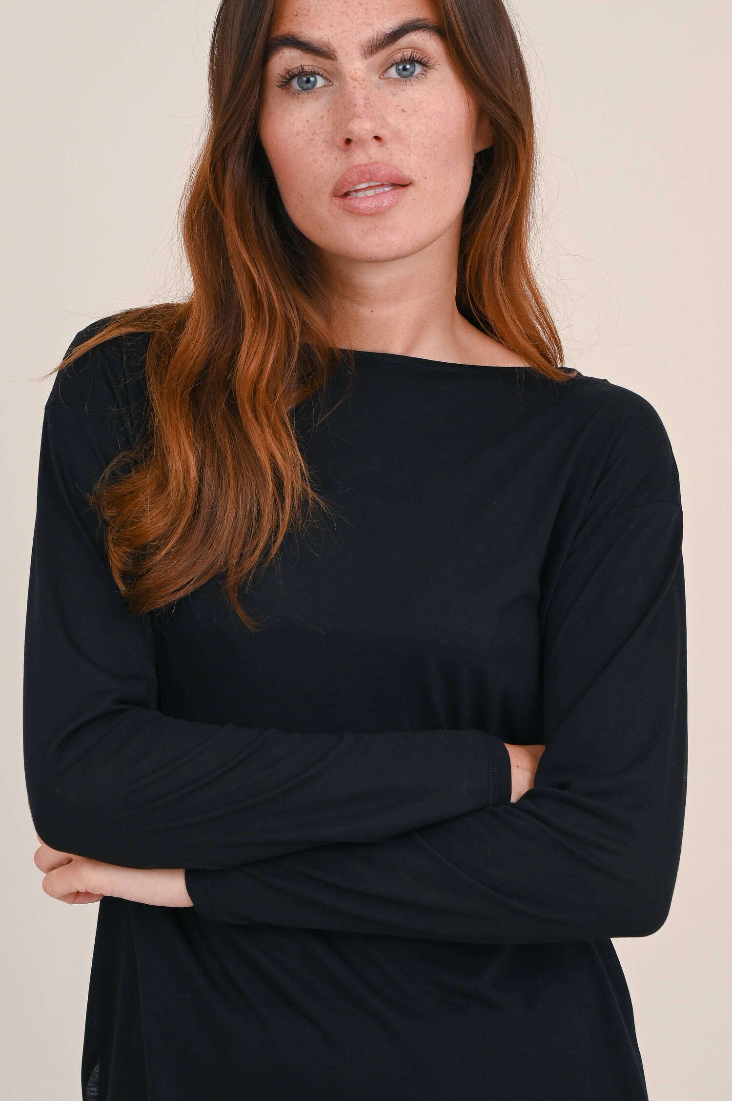 Langarm Shirt aus Milchfasern in Schwarz Langarm Shirt aus Milchfasern in Schwarz