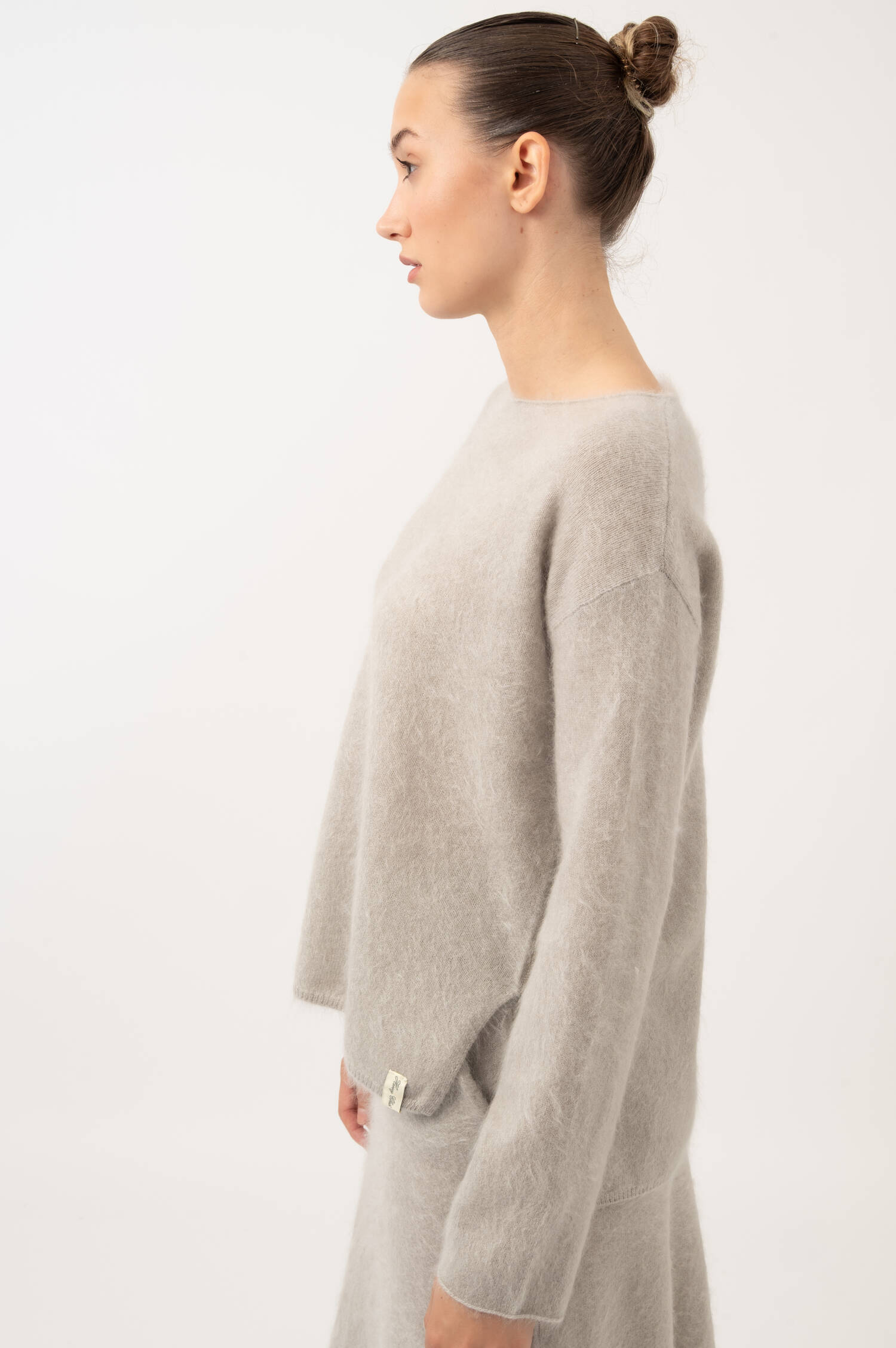 Hairy Cashmere U-Boot-Pullover in Grau Hairy Cashmere U-Boot-Pullover in Grau