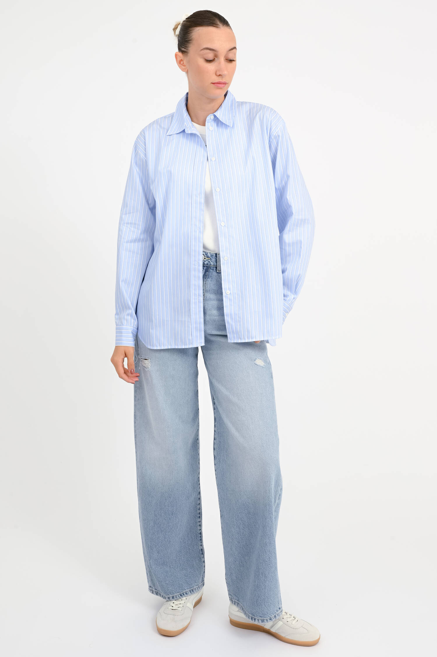 Loose Fit Bluse in Hellblau/Weiß gestreift