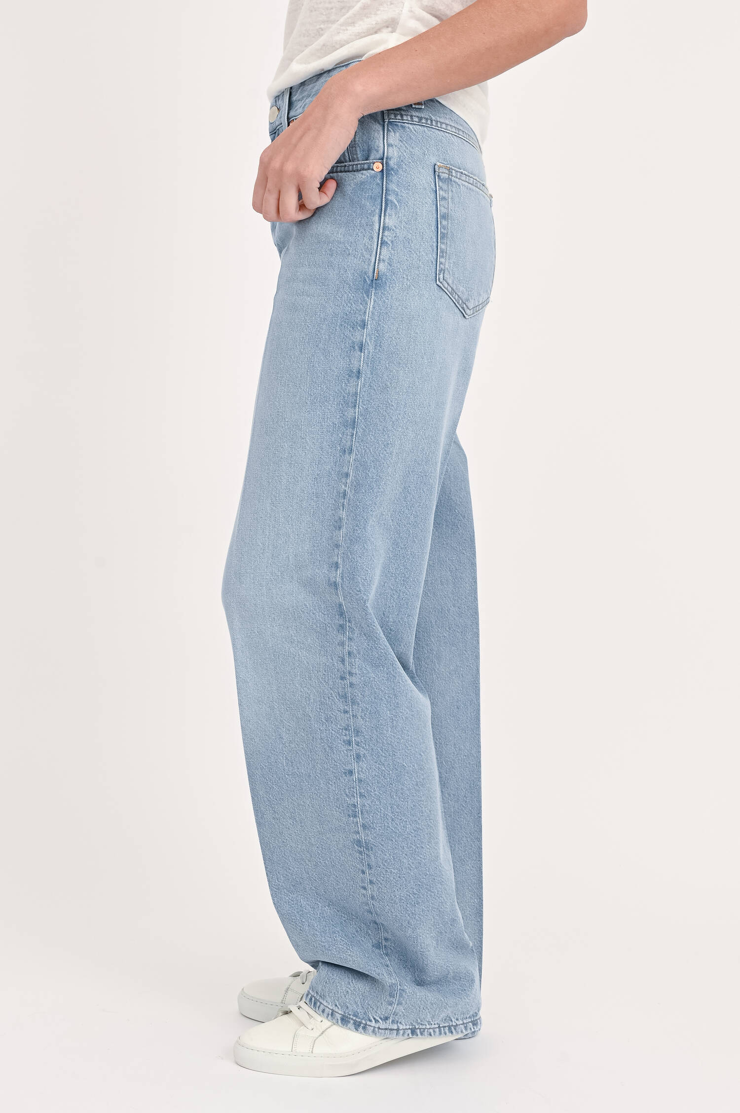 Flared Jeans in Hellblau