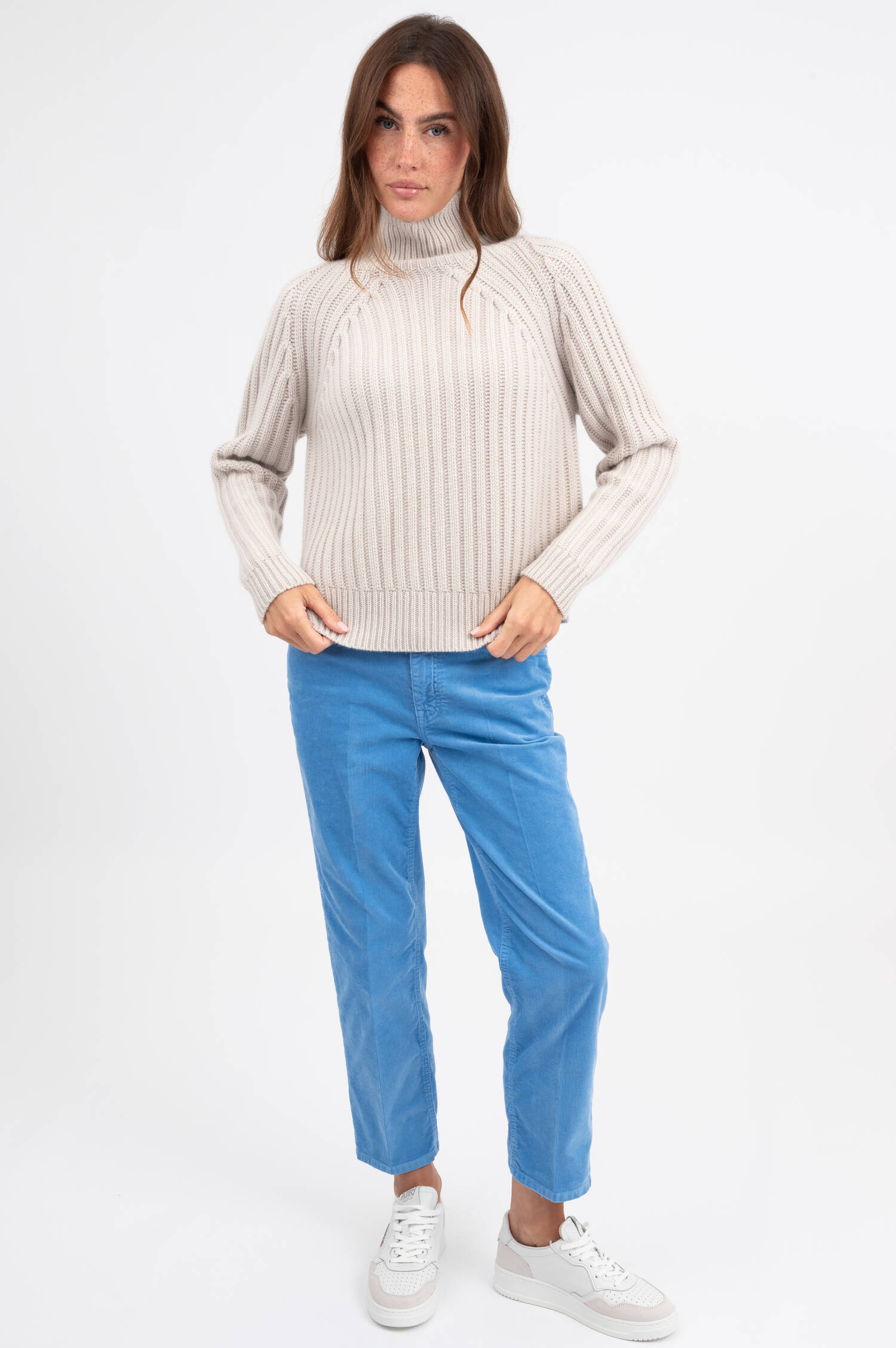 Rollkragen Rippstrick Pullover in Beige Rollkragen Rippstrick Pullover in Beige