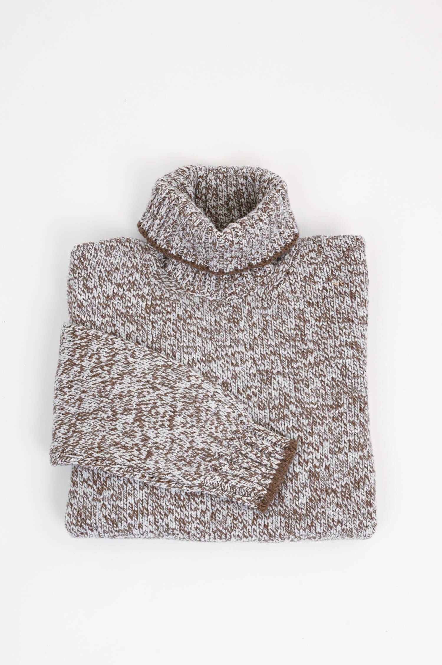 Rollkragen-Pullover in Braun/Weiß