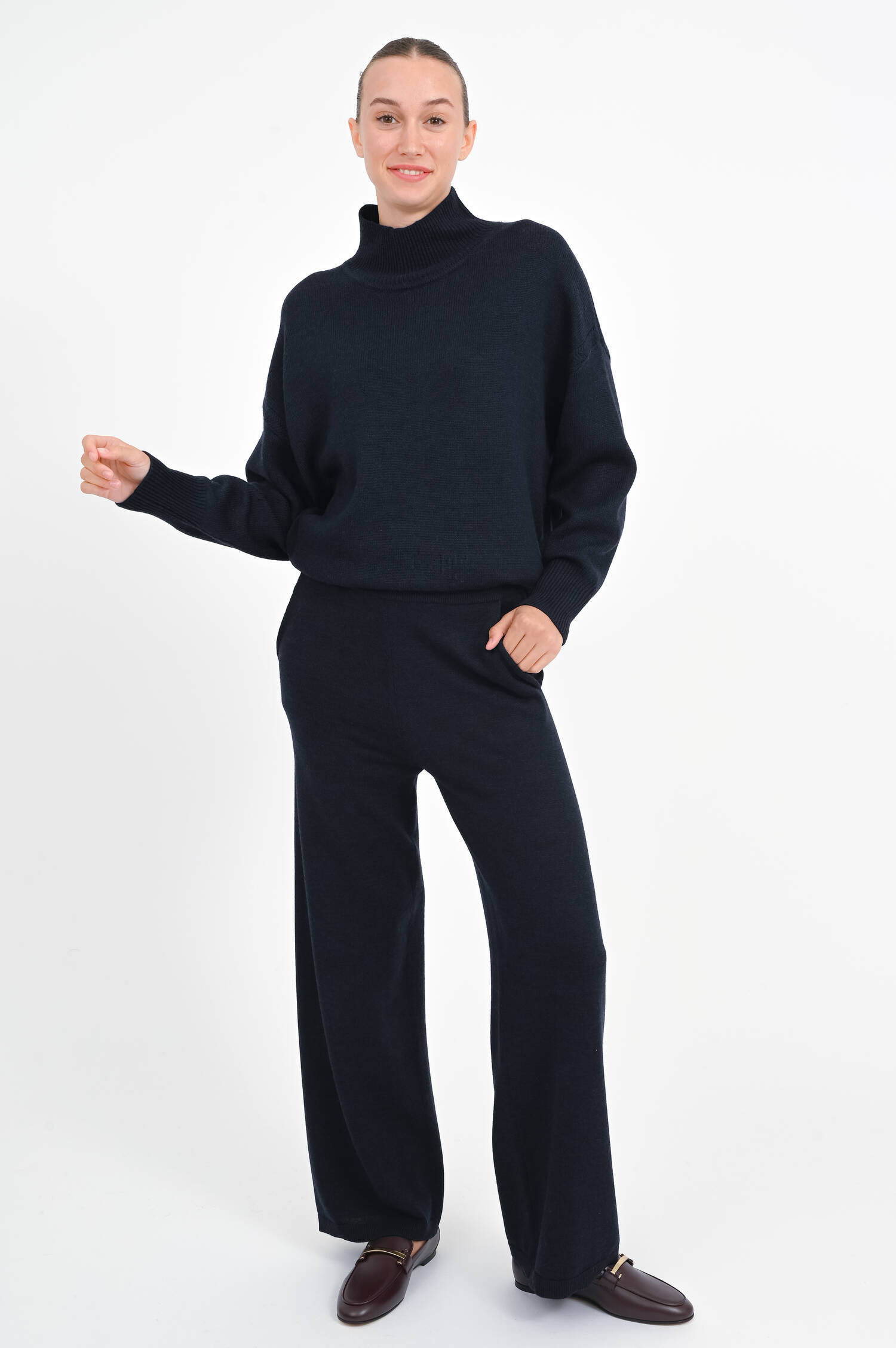 Strickhose aus Merinowolle in Marine