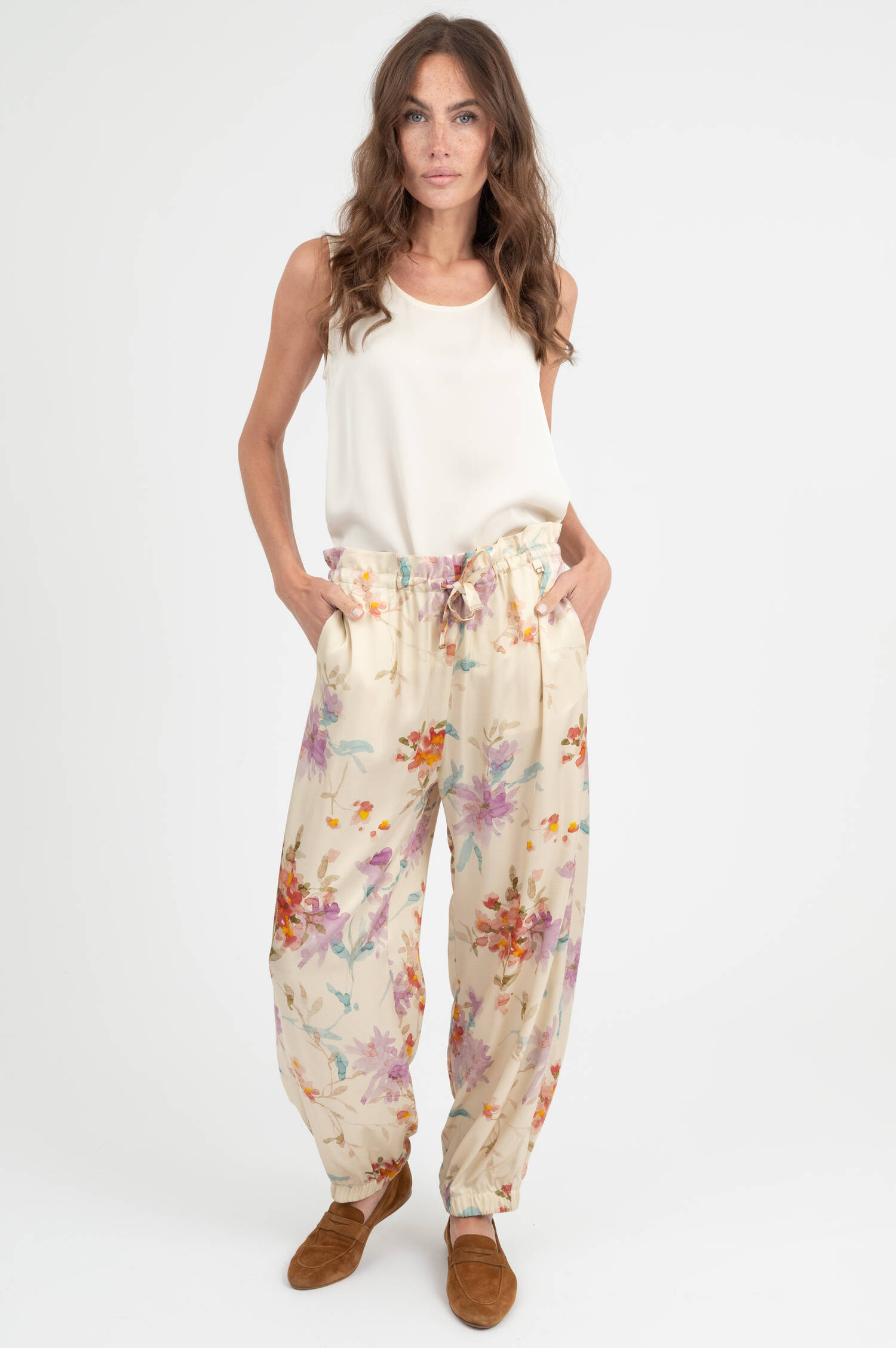 Viskose Hose mit Blumenprint in Multicolor
