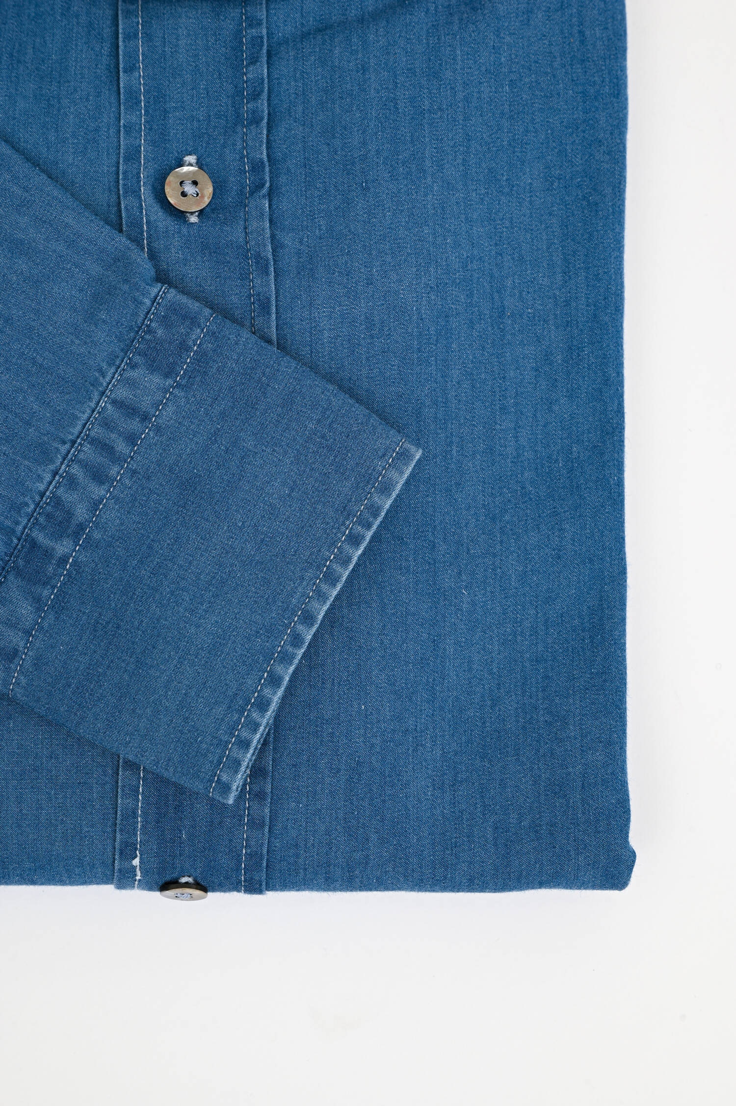 Hemd aus weichem Denim in Mittelblau