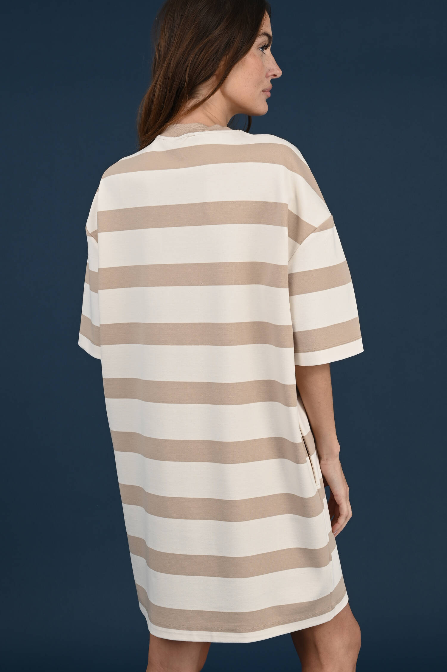 Jerseykleid MELA in Braun/Elfenbeinbeige gestreift