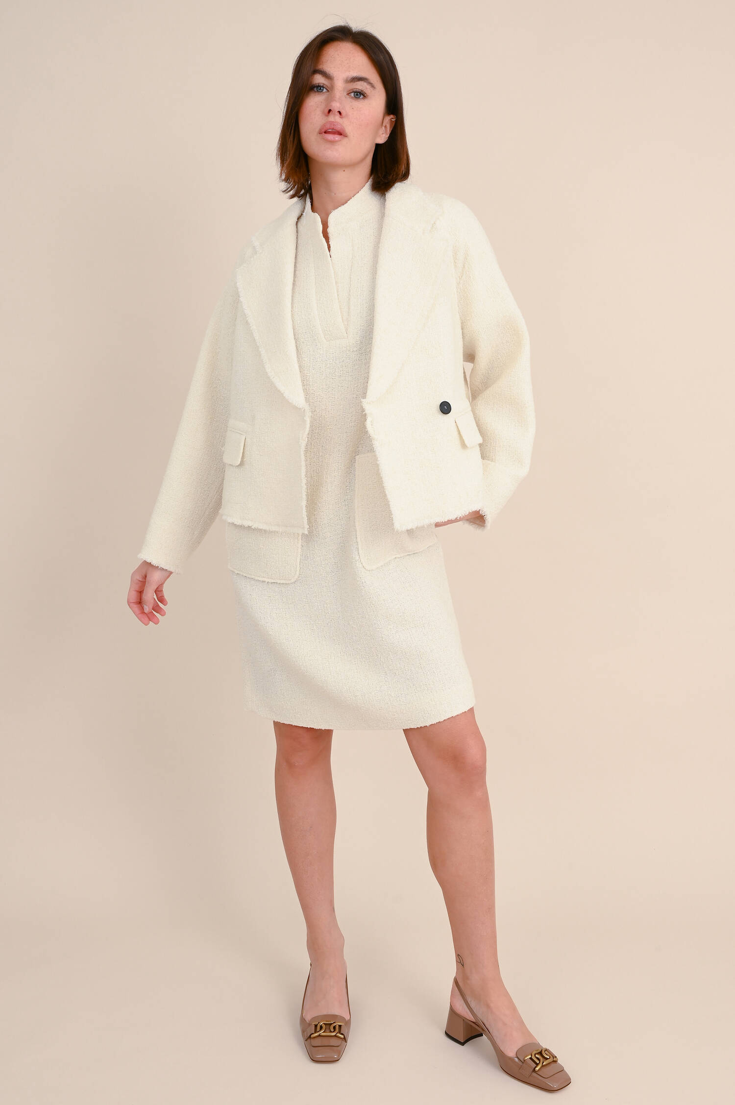 Bouclé Jacke mit Fransendetails in Creme