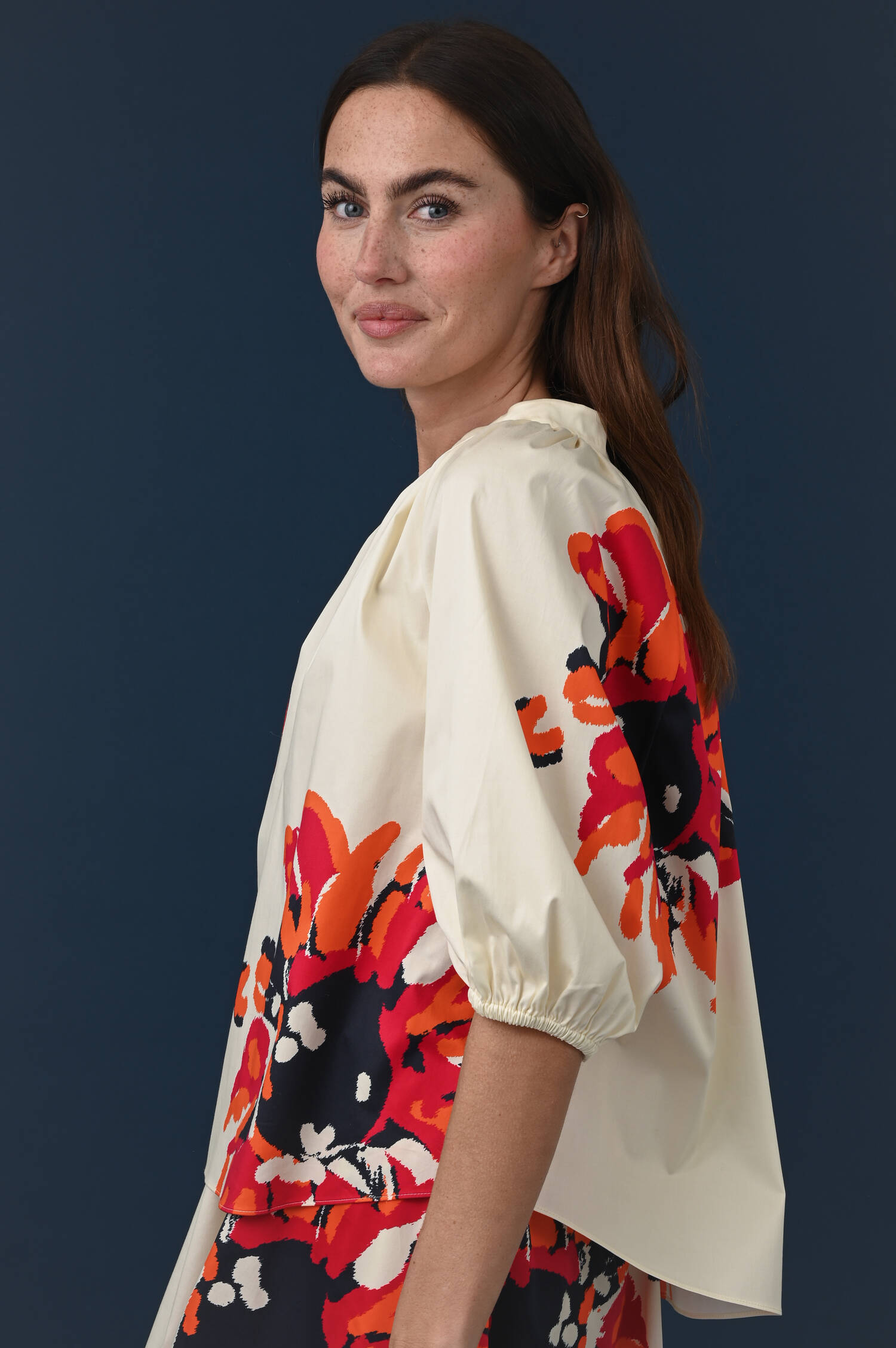 Bluse mit Abstraktem Floralprint in Orange/Beige