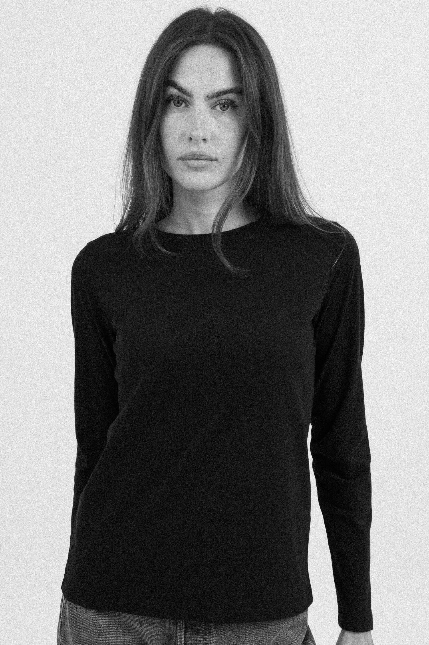 Langarmshirt in Schwarz