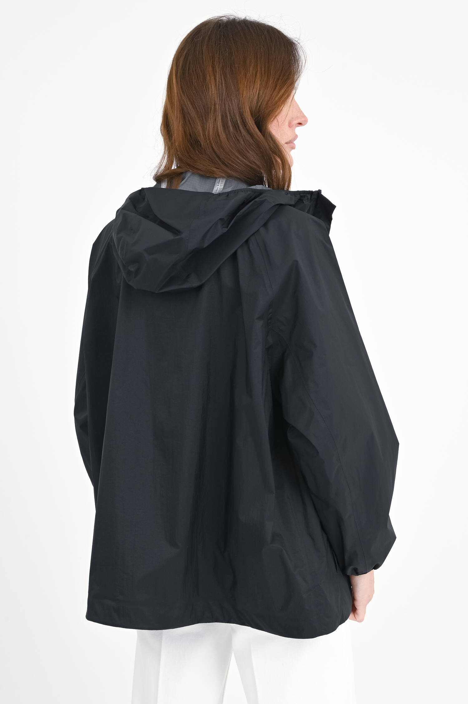 Leichte Jacke in Schwarz