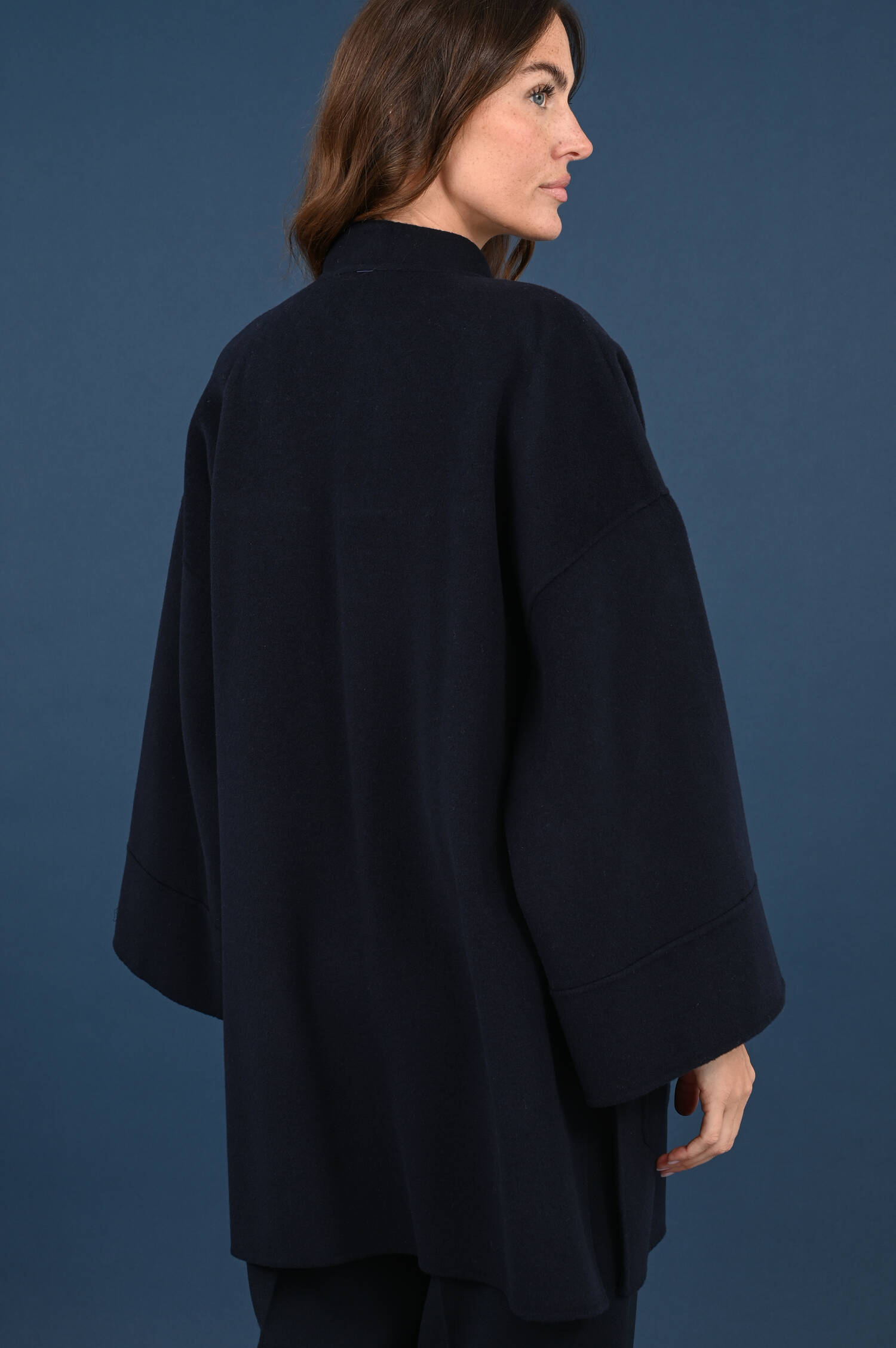 Mantel FULCRO in Blau Mantel FULCRO in Blau