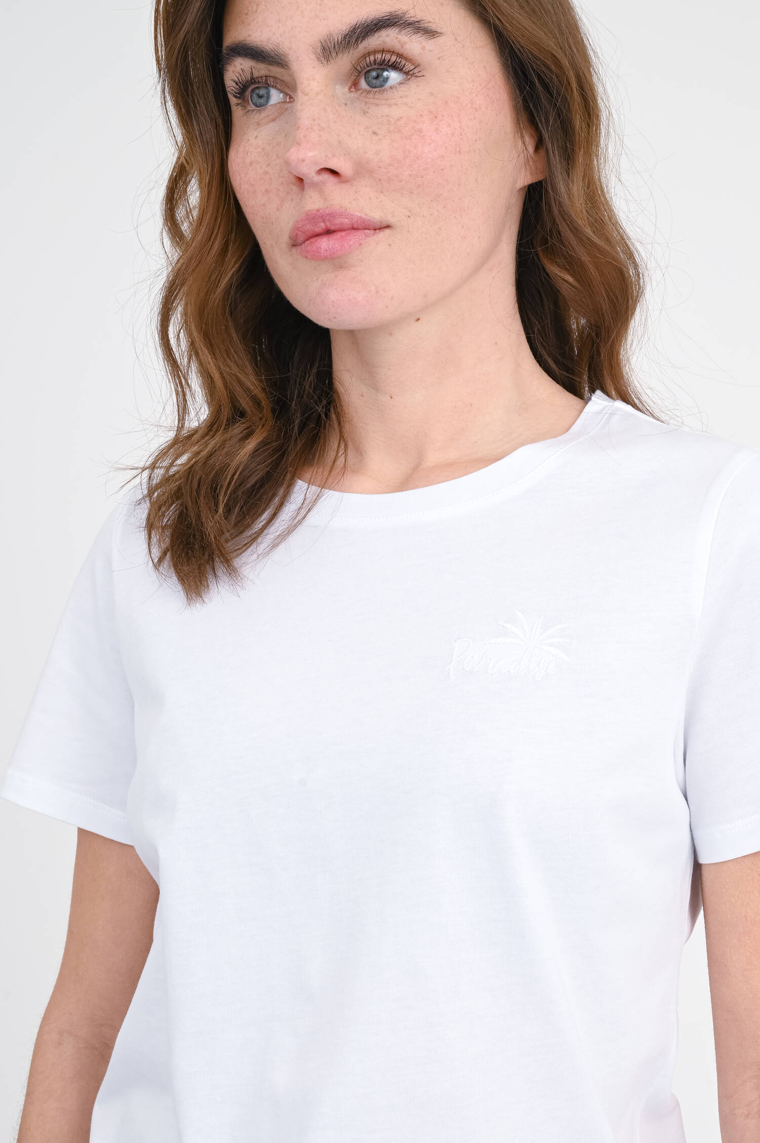 T-Shirt mit Palmen-Stickerei in Weiß