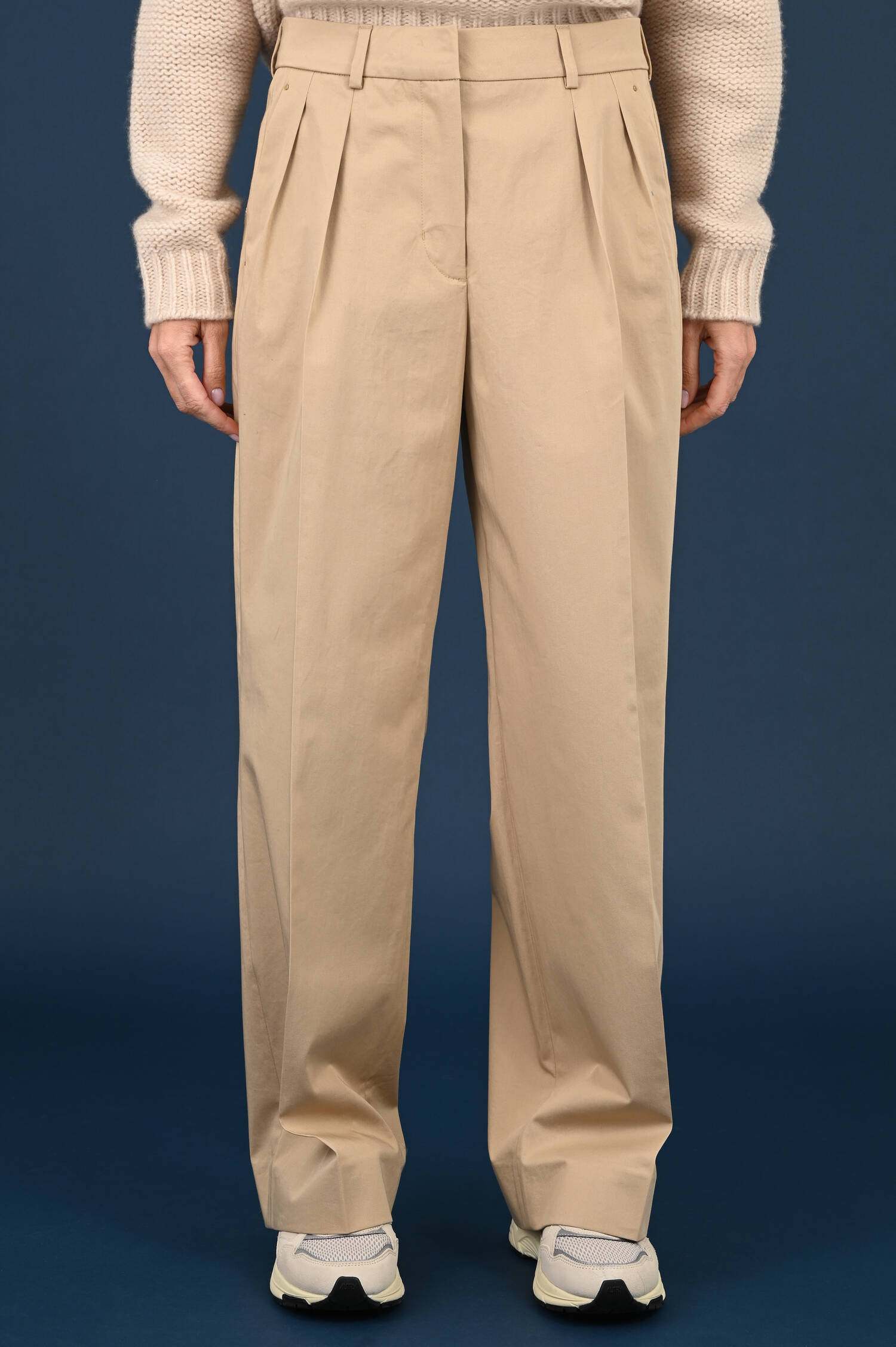 Bundfaltenhose in Natur