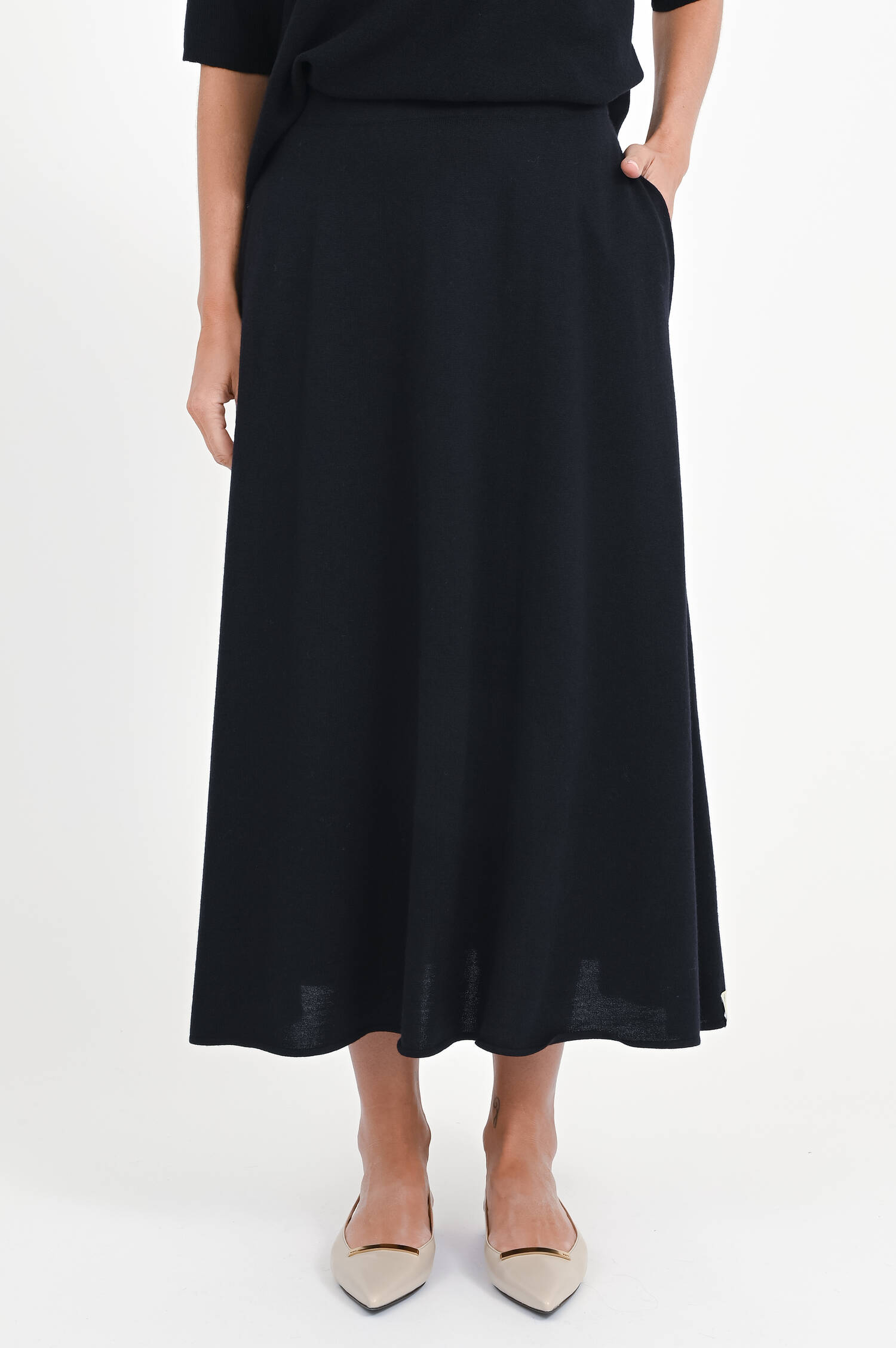 Midi-Rock aus Merinowolle in Navy