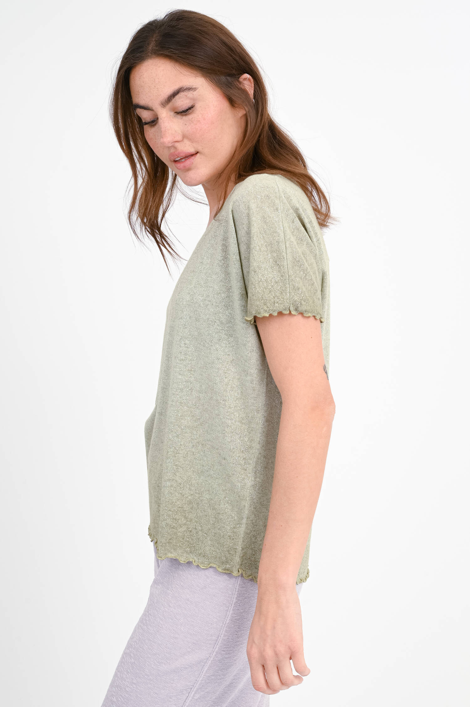 Glitzer-Shirt ADELA mit Rüschensaum in Dunkelgrün