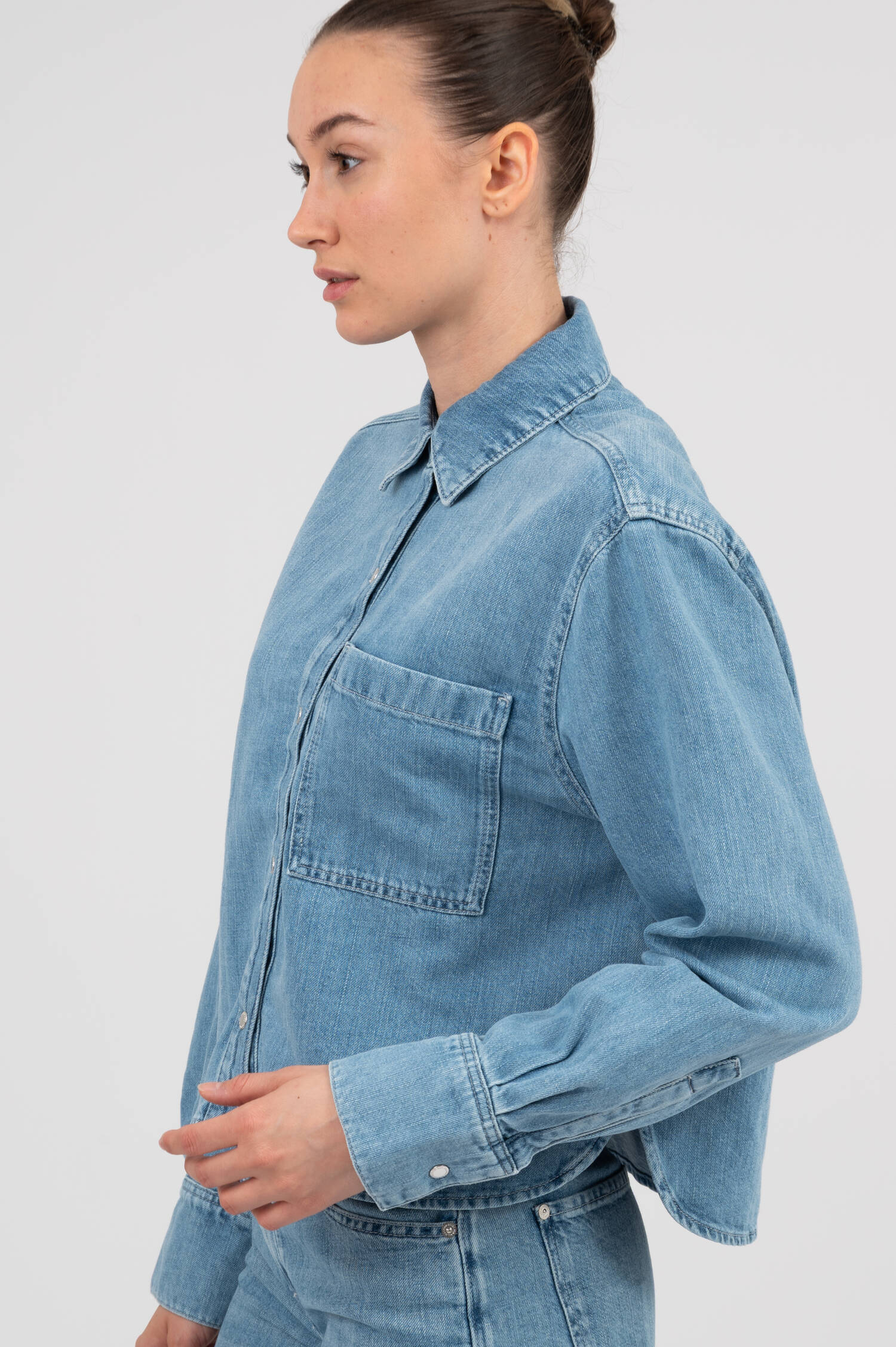 Denim Bluse IVY IRIS in Hellblau Denim Bluse IVY IRIS in Hellblau