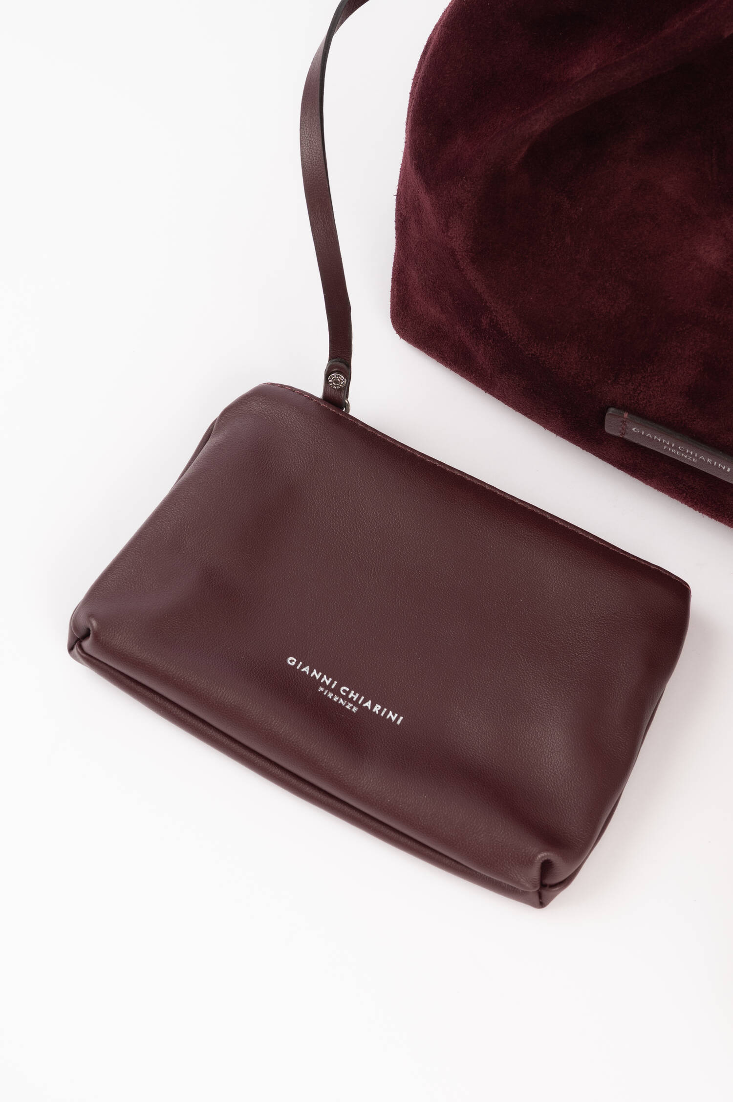 Kleine Veloursleder Tasche DUA in Bordeaux