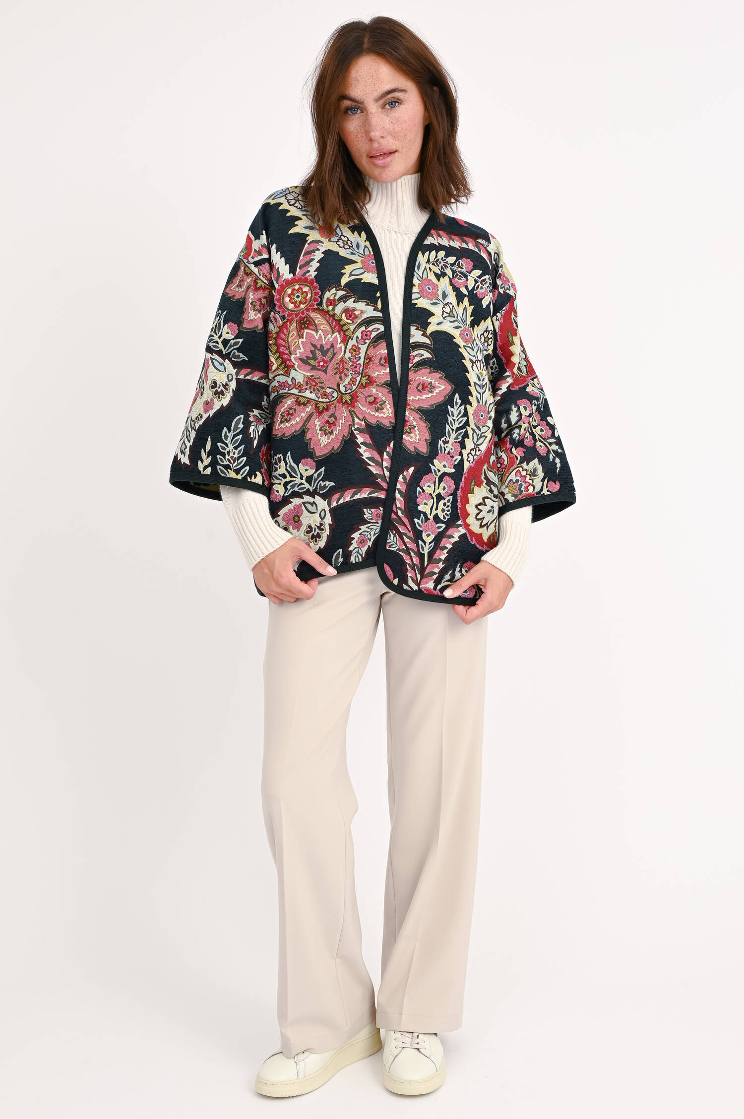 Gemusterte Jacke in Rot/Multicolor gemustert