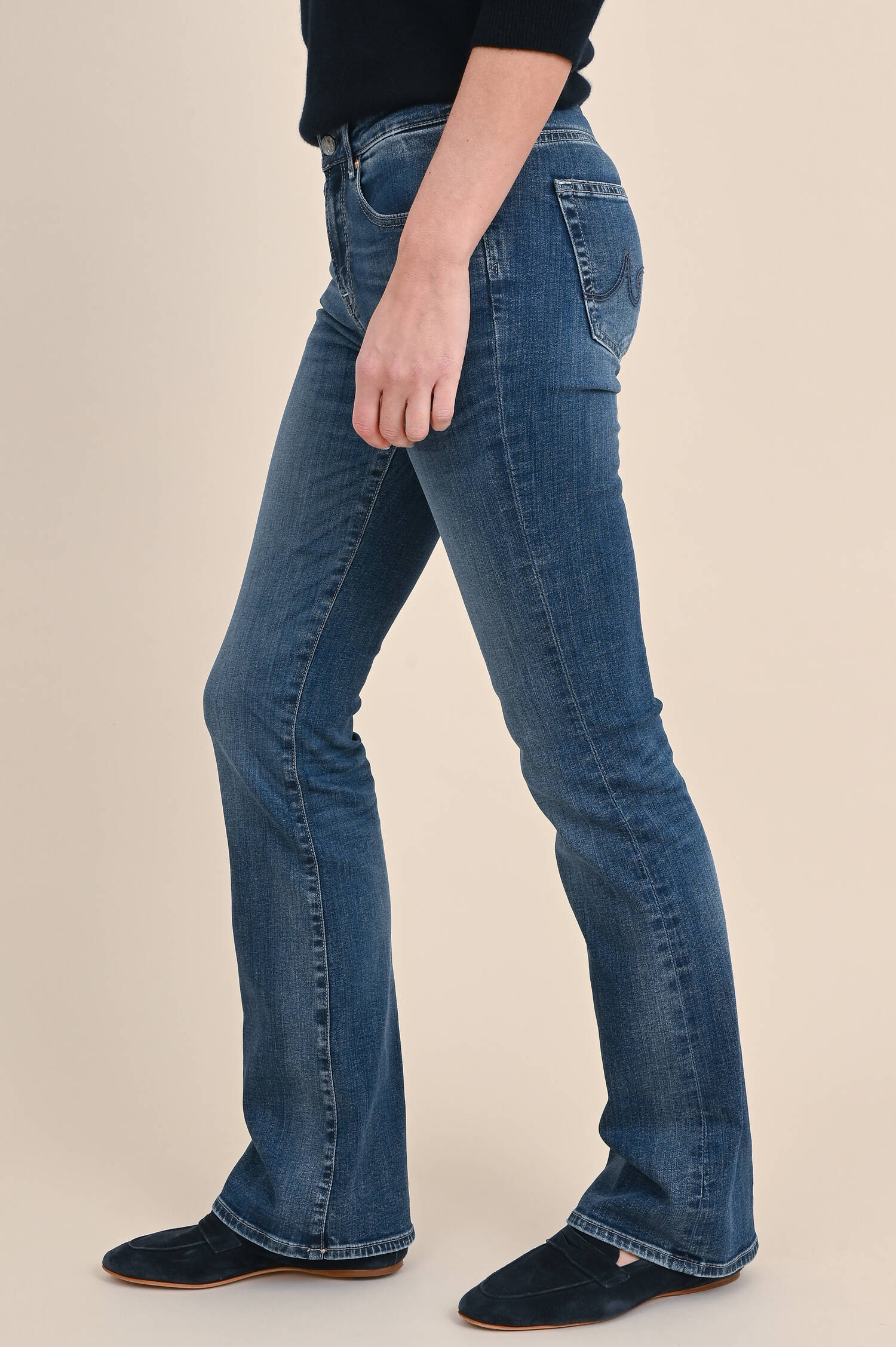 Bootcut Jeans SOPHIE in Washed Out Blue